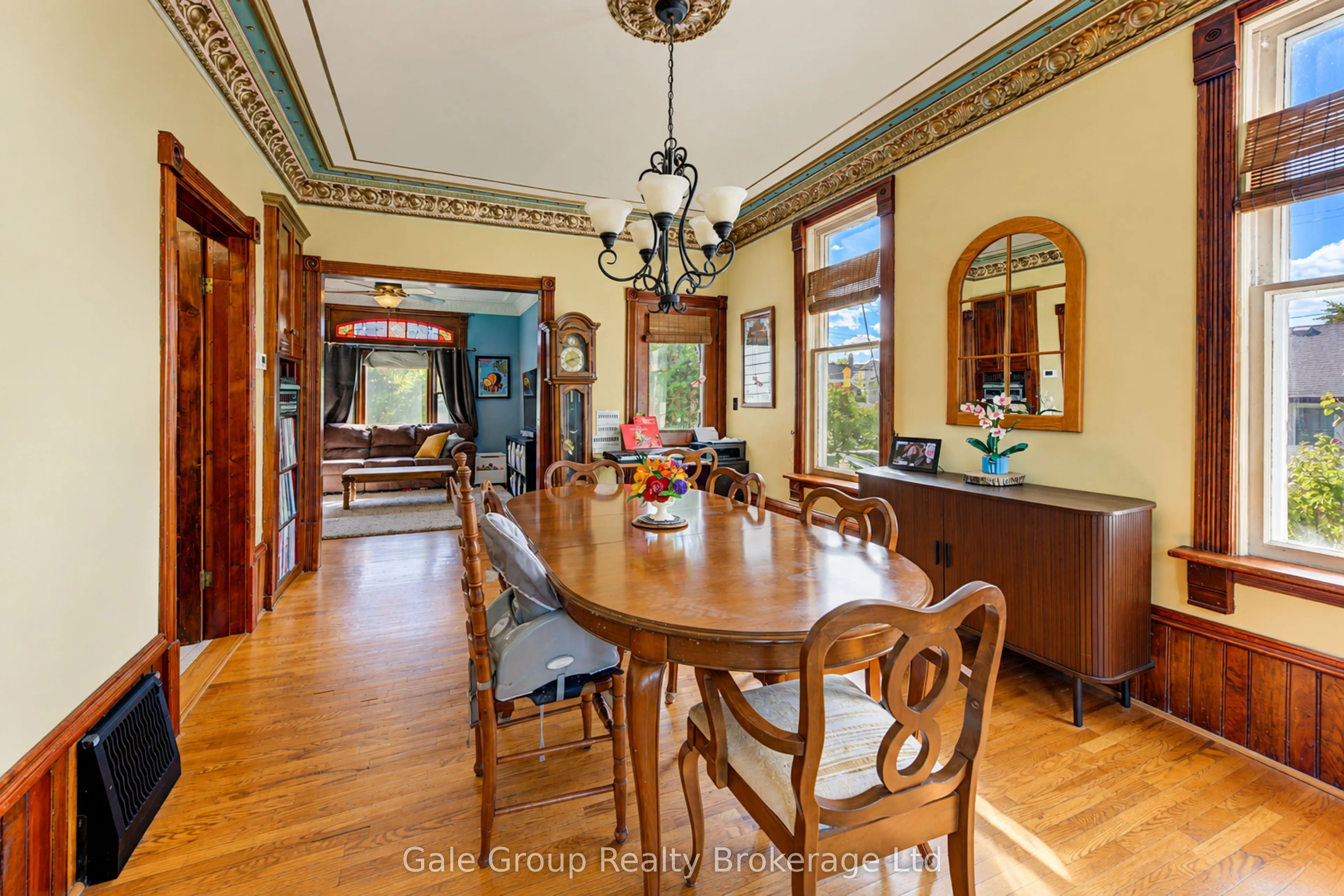 551 Grant Street