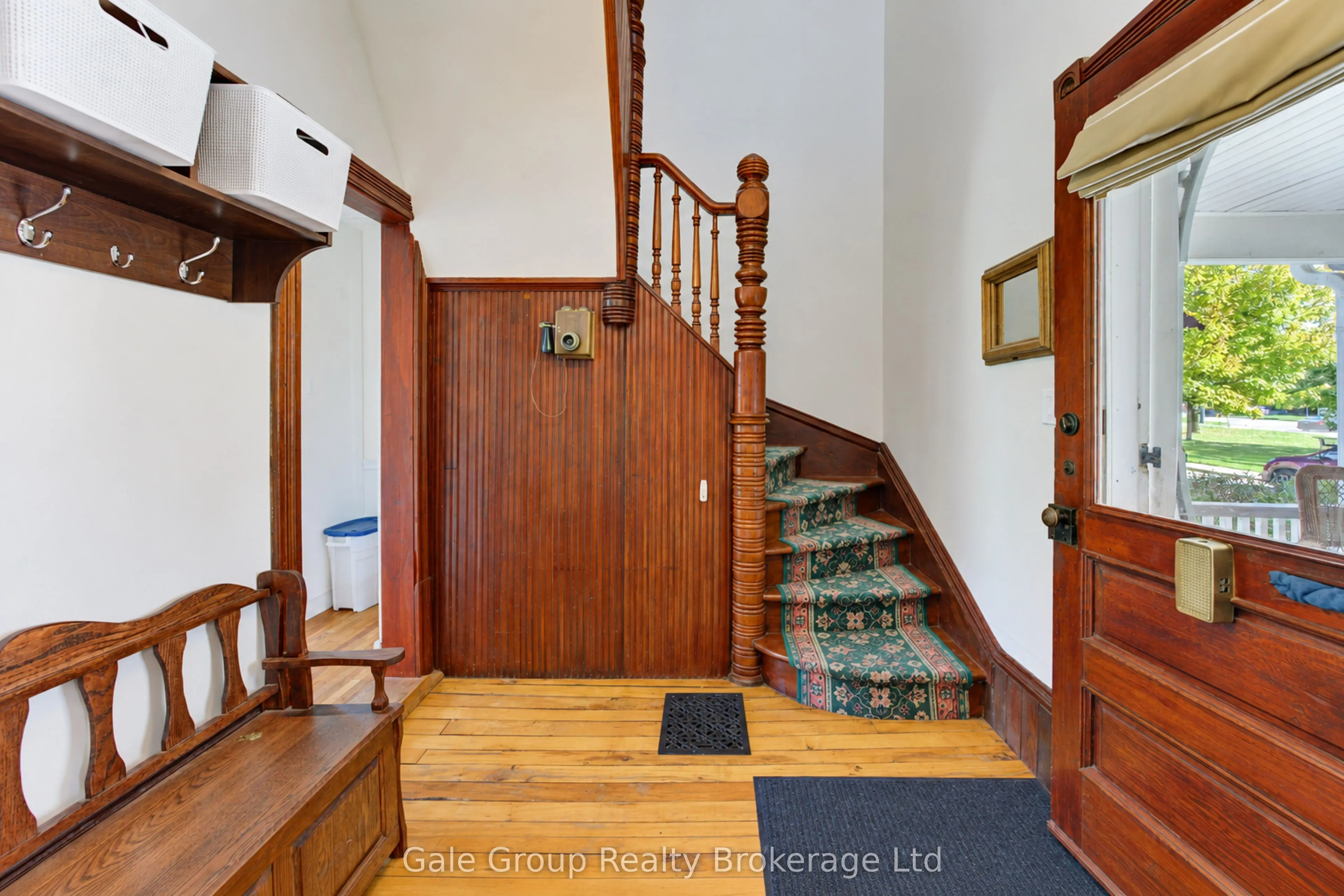 551 Grant Street