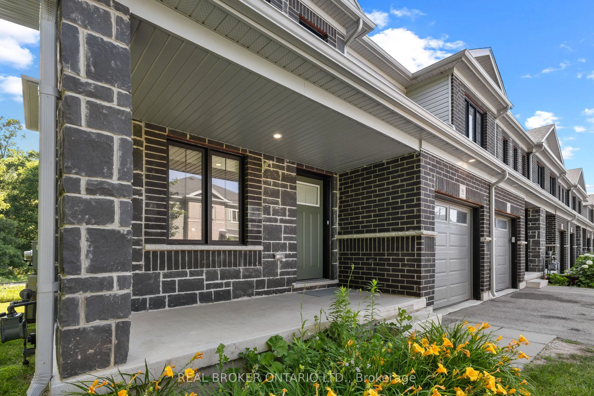 91 Woodedge Circle