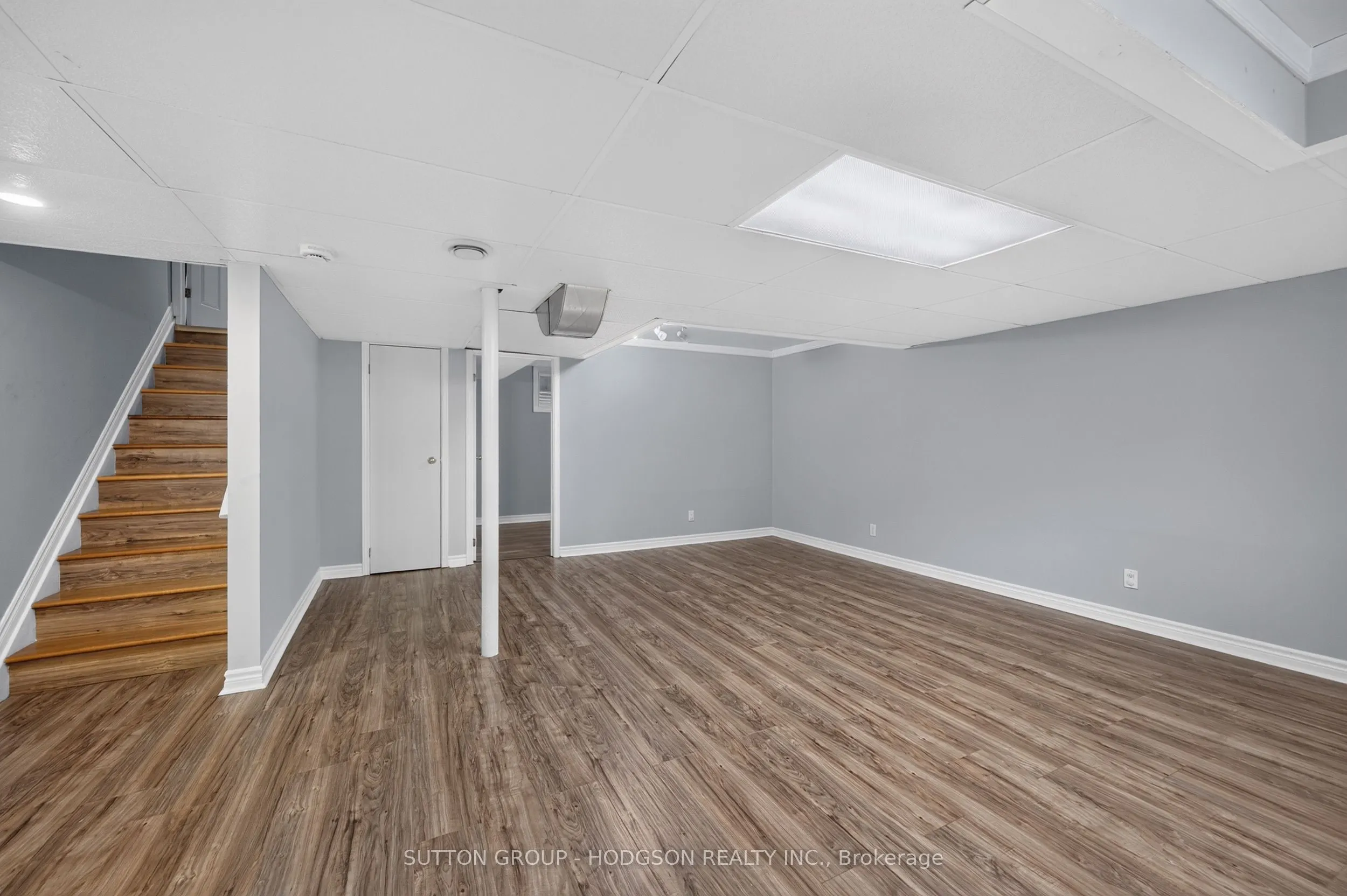 737 North Leaksdale Circle