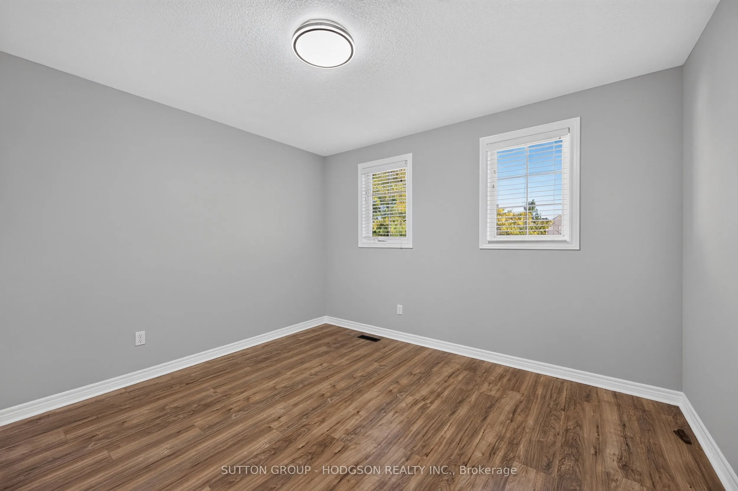 737 North Leaksdale Circle