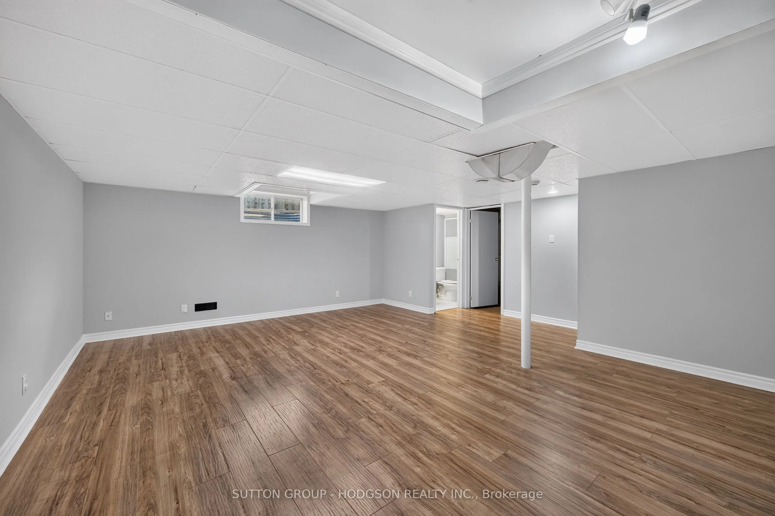 737 North Leaksdale Circle