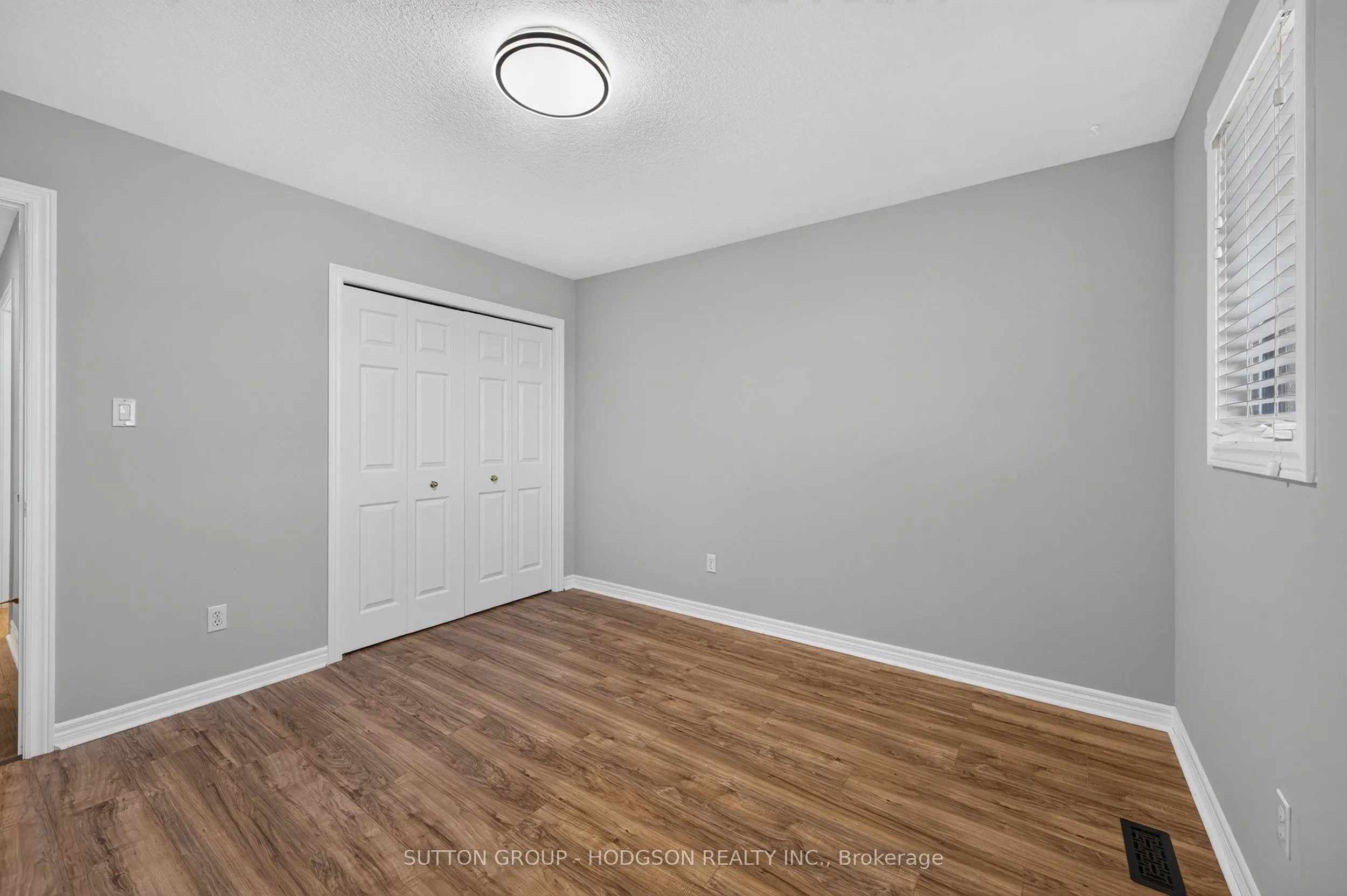 737 North Leaksdale Circle