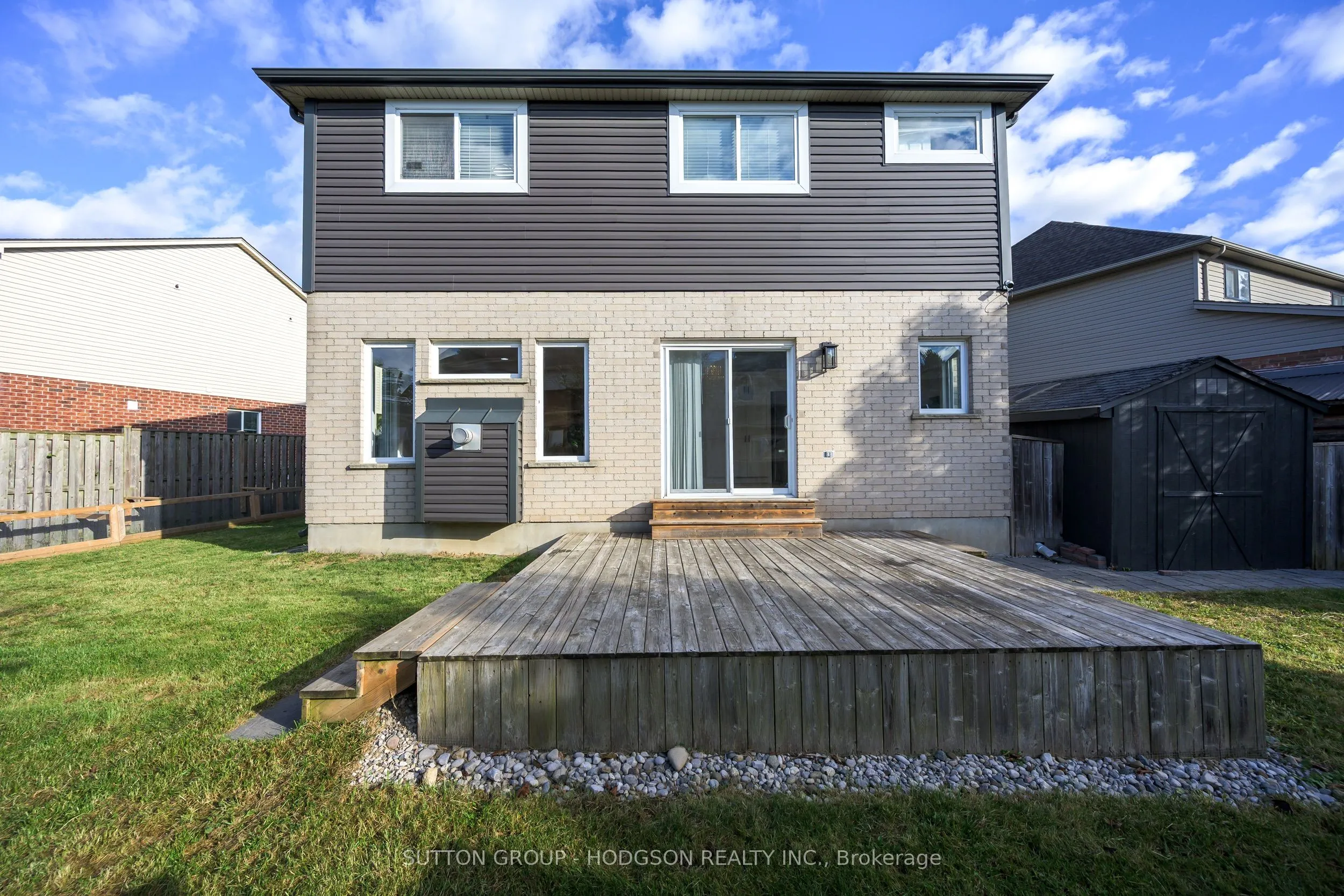 737 North Leaksdale Circle