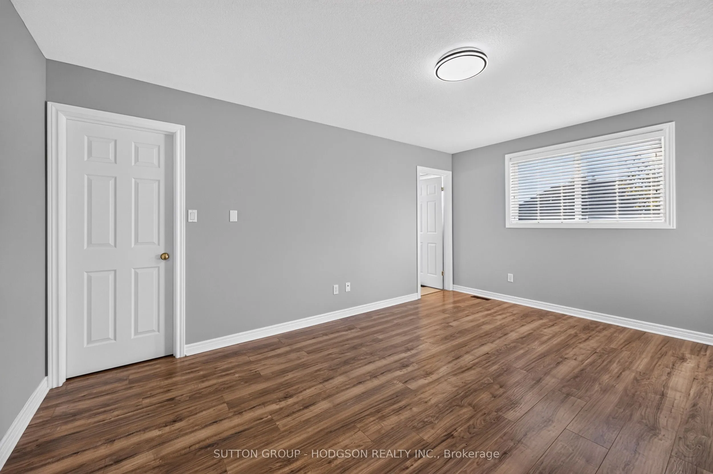737 North Leaksdale Circle