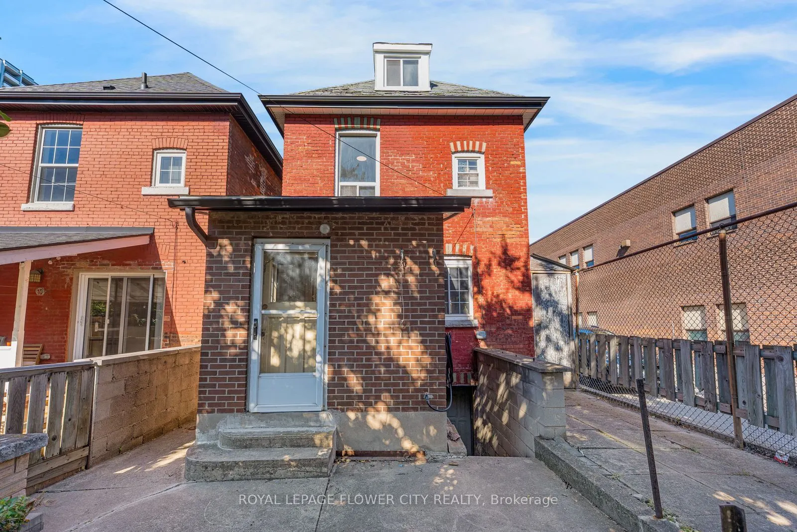 11 Mcneil Street