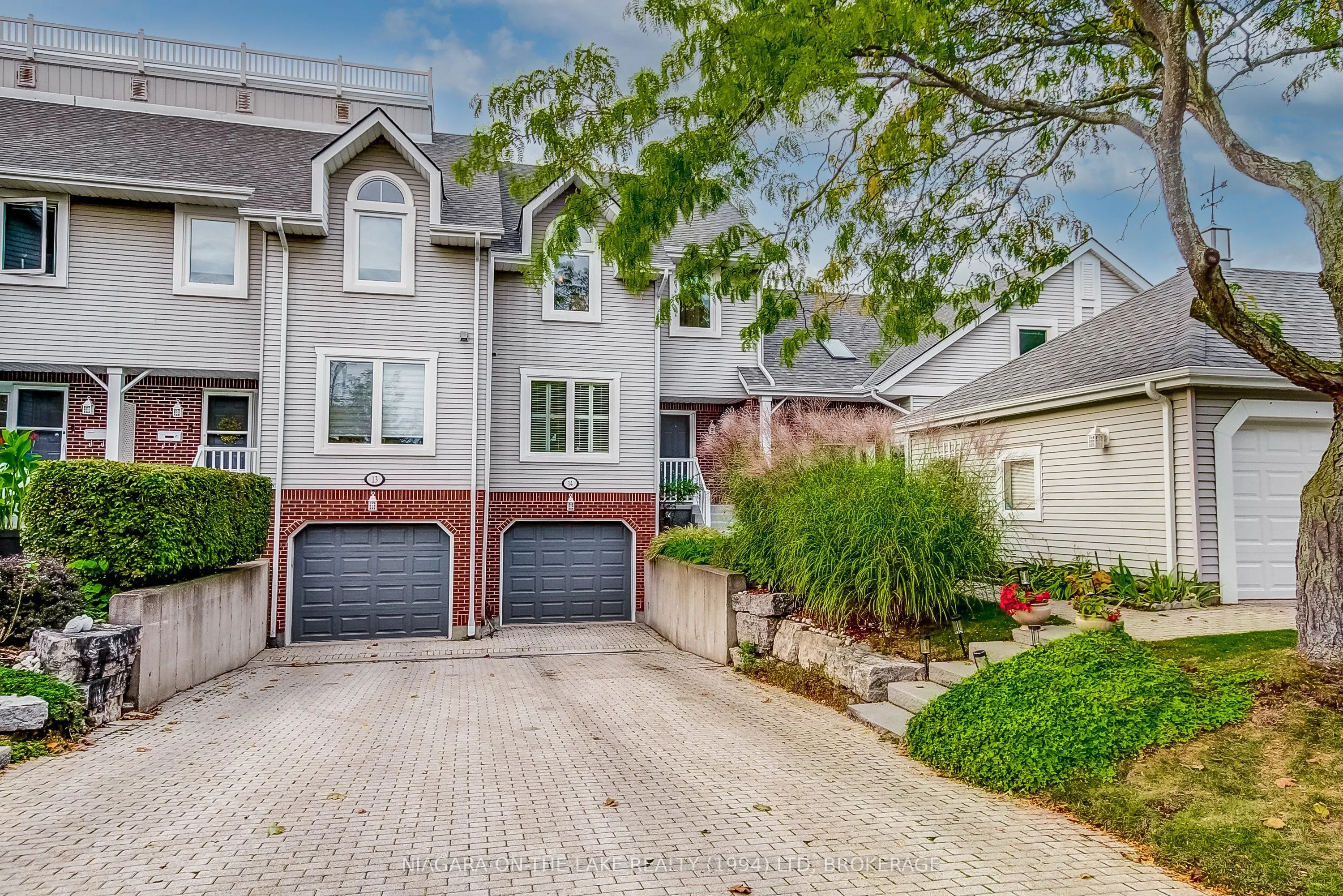 1 Lakeside Drive #14