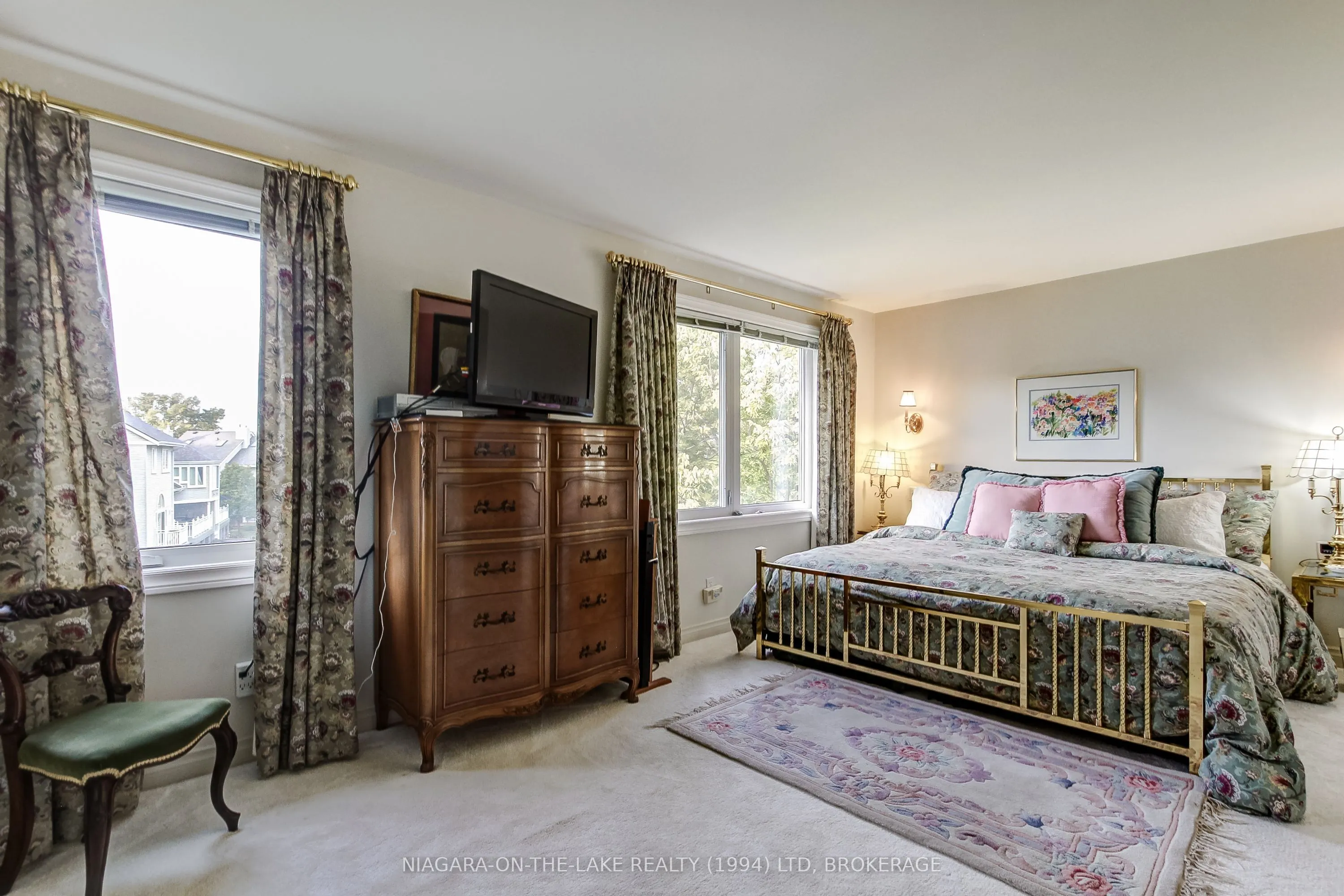 1 Lakeside Drive #14