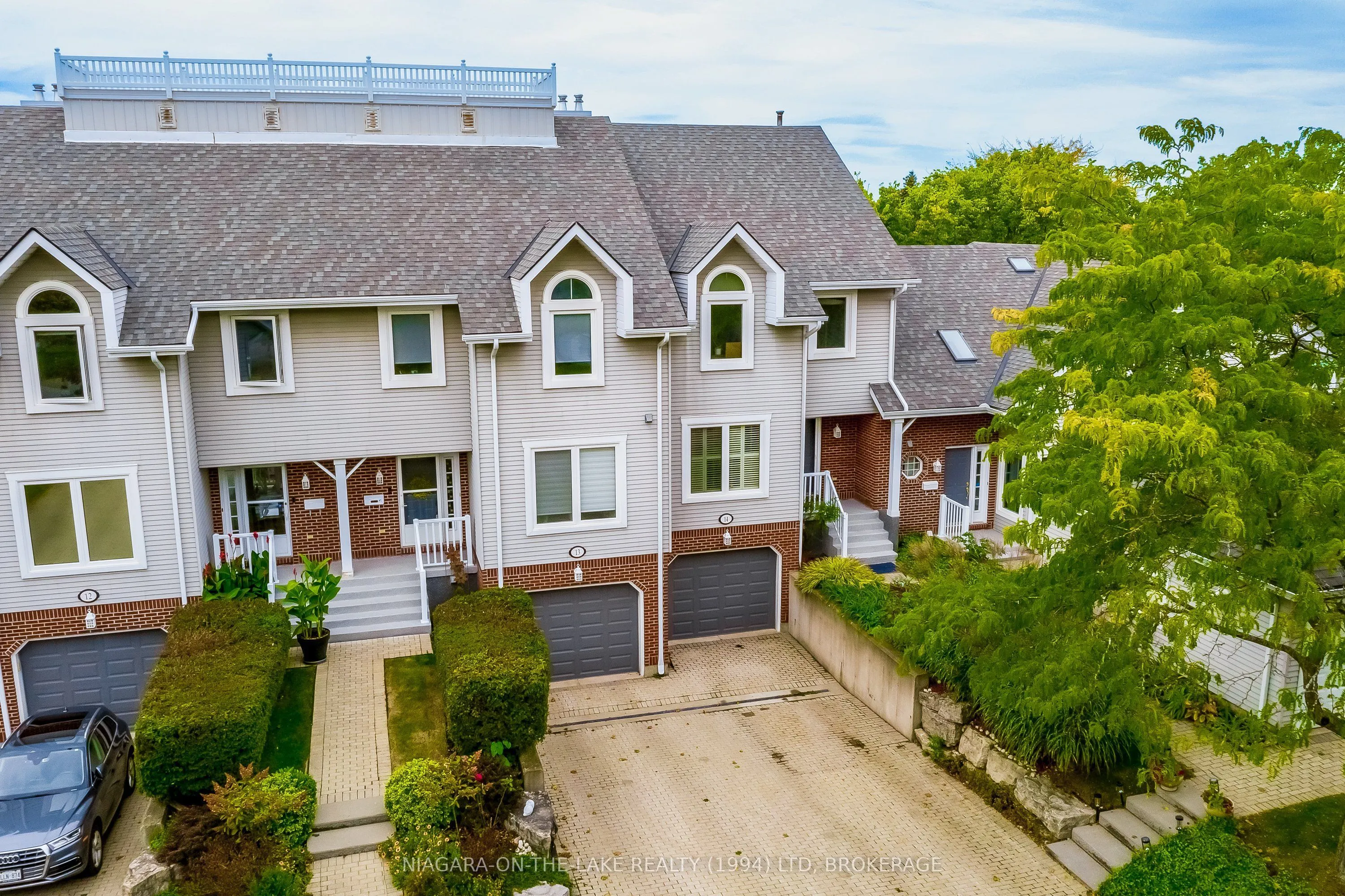1 Lakeside Drive #14