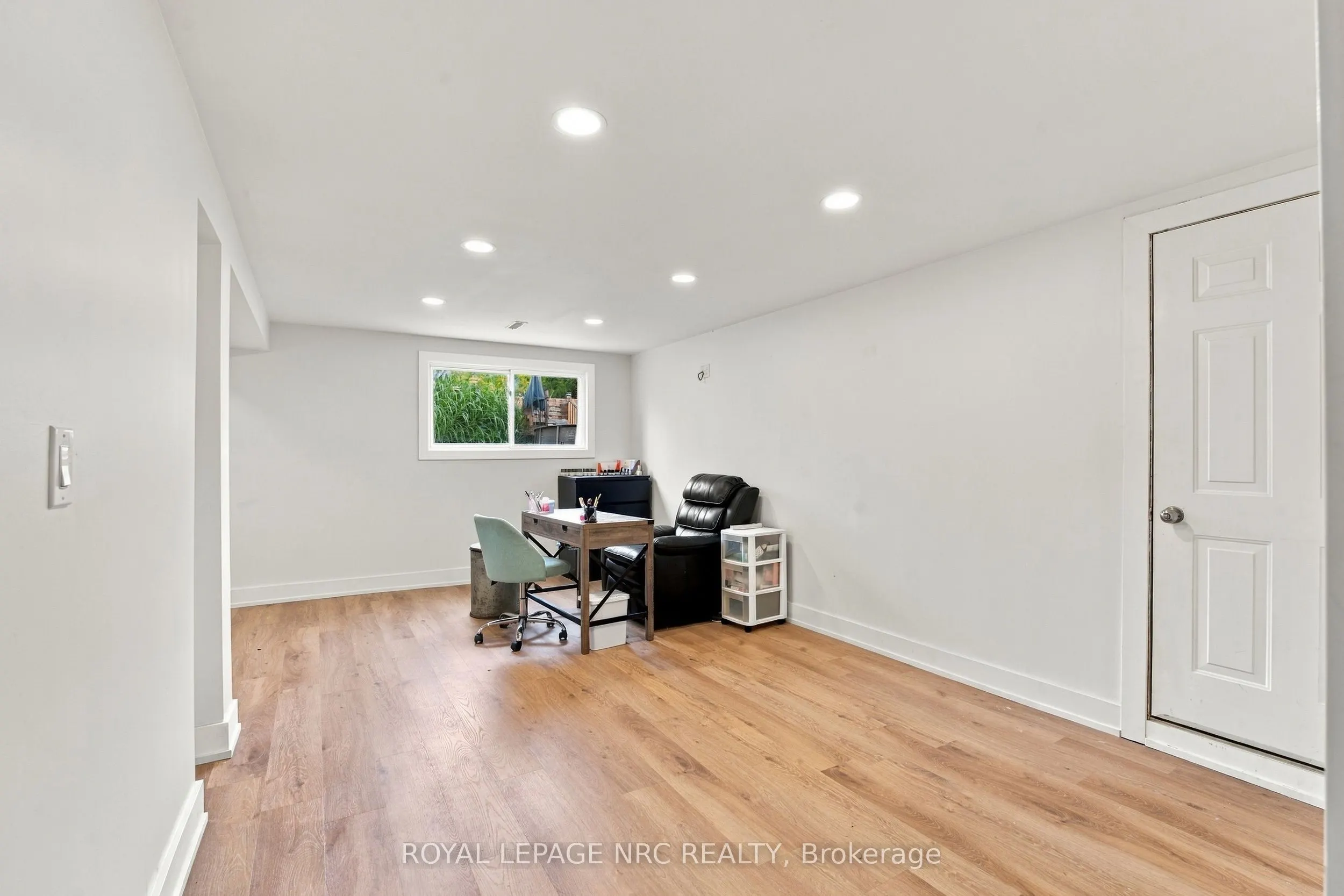 26 PINEHURST Drive