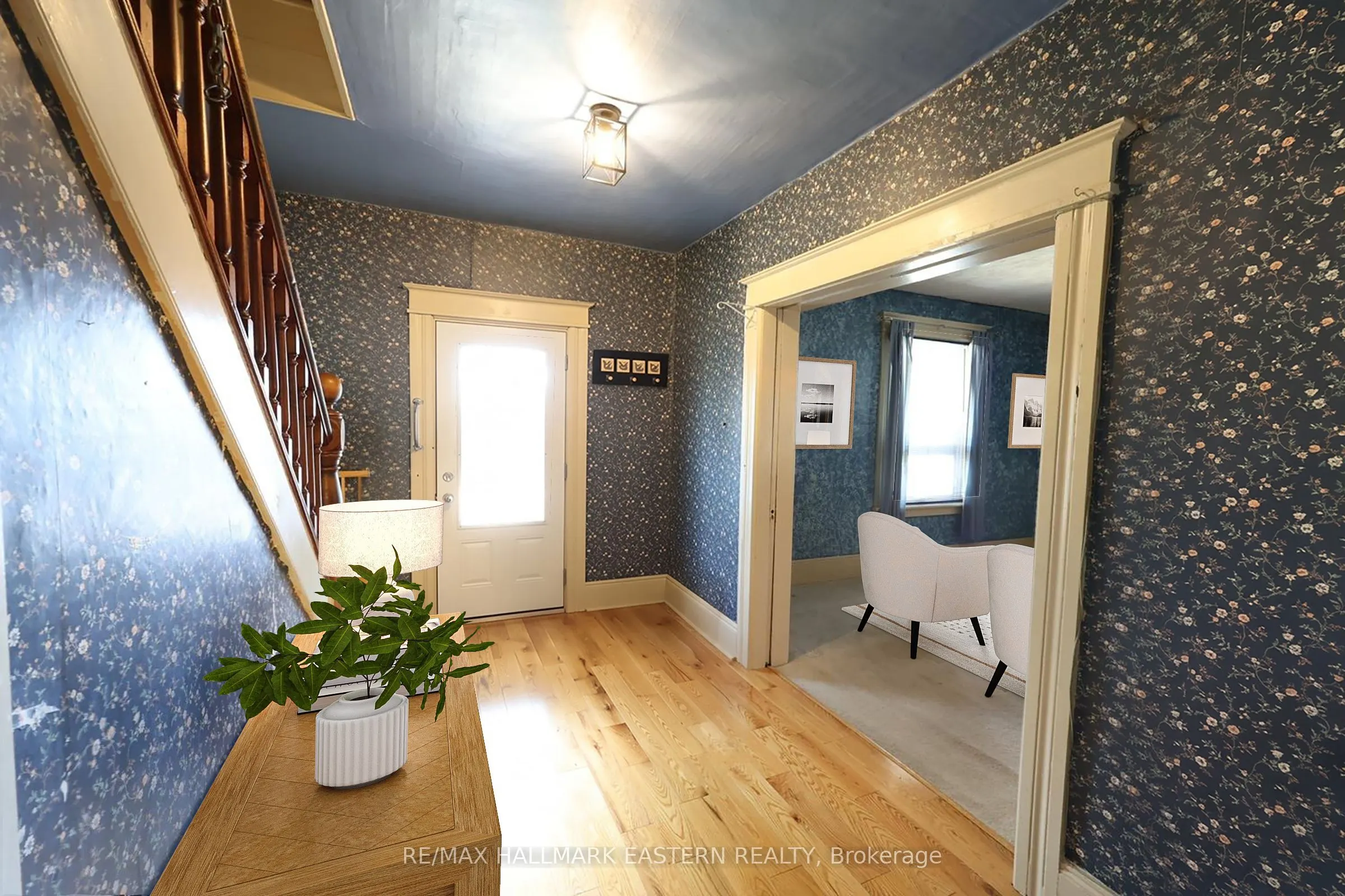 23 King Street E