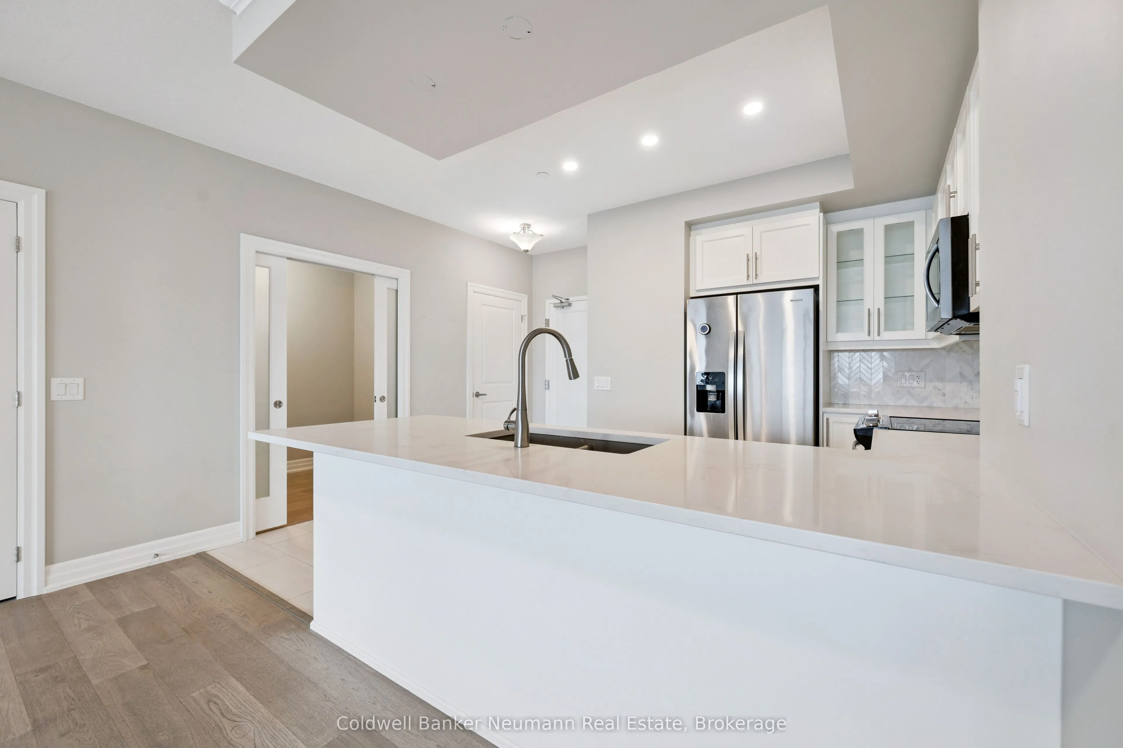 1880 Gordon Street #908