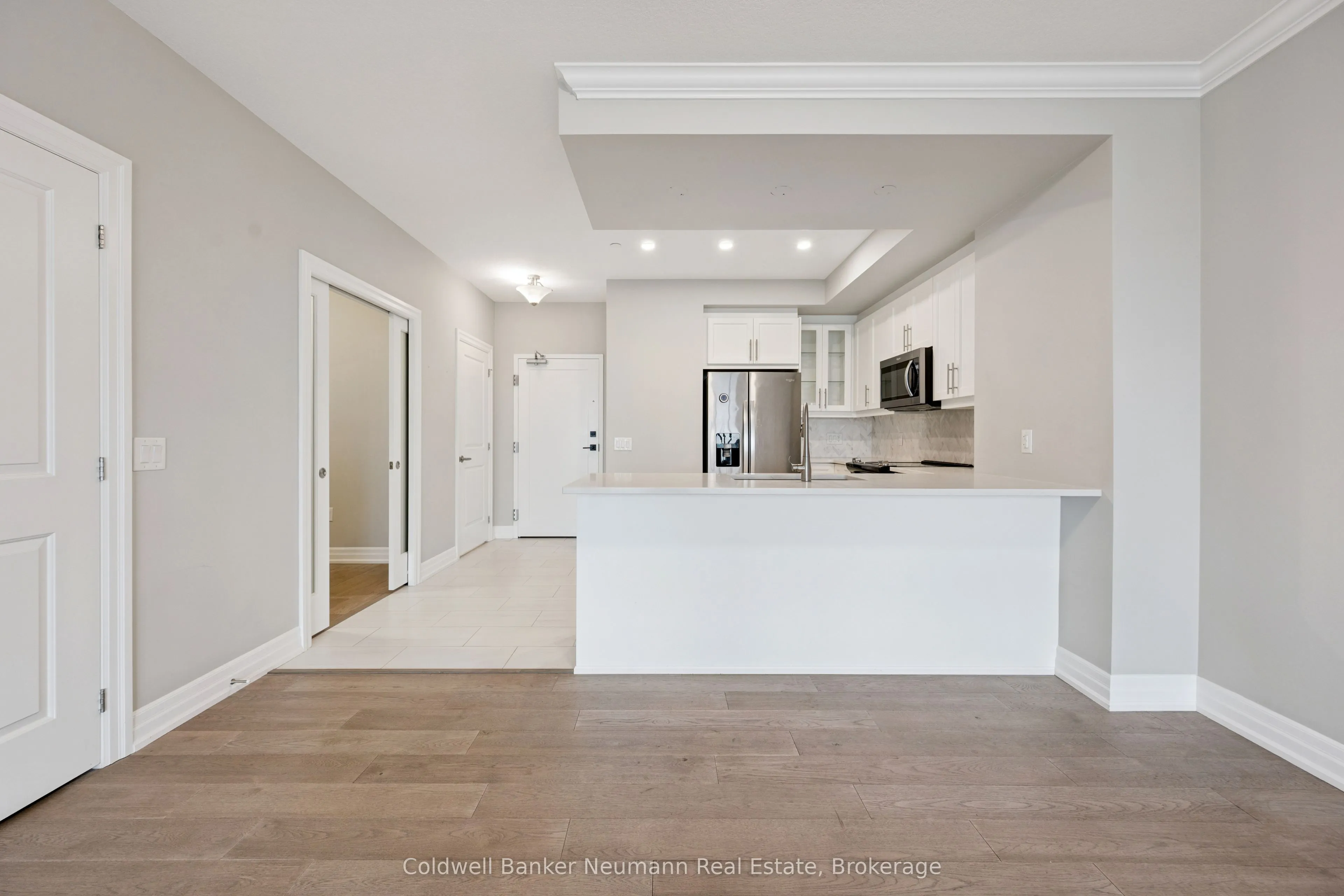 1880 Gordon Street #908