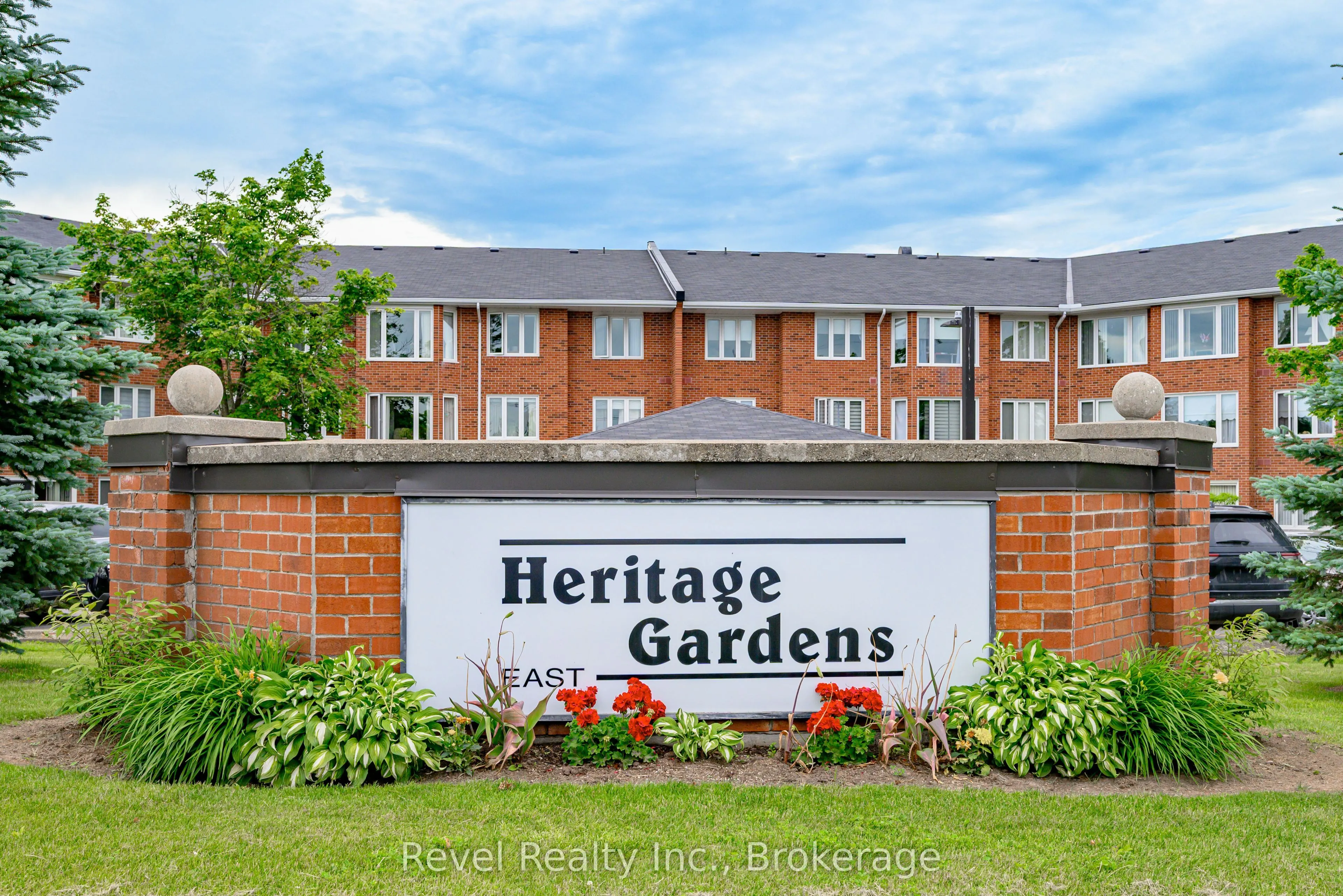 3 Heritage Way #302