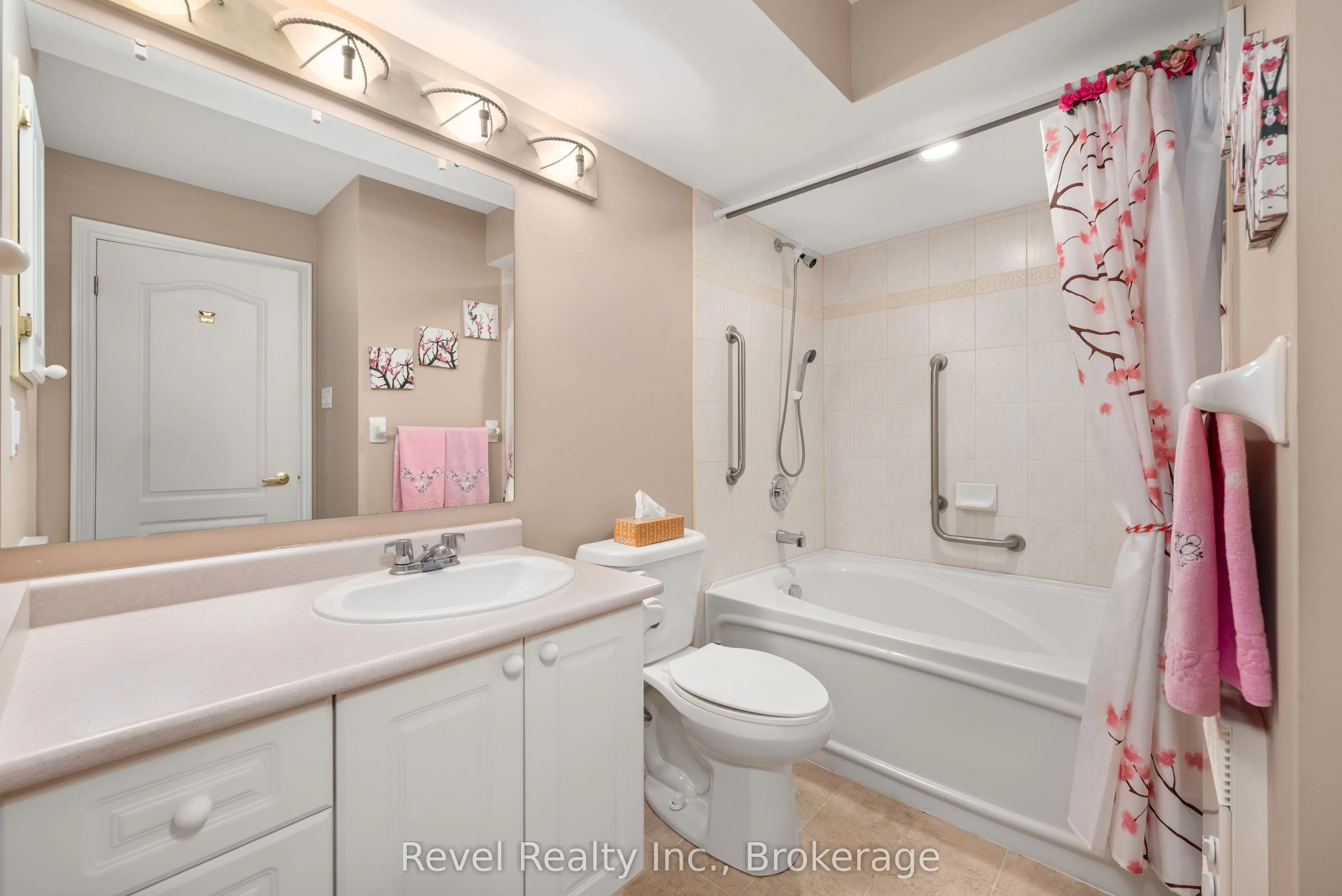 3 Heritage Way #302