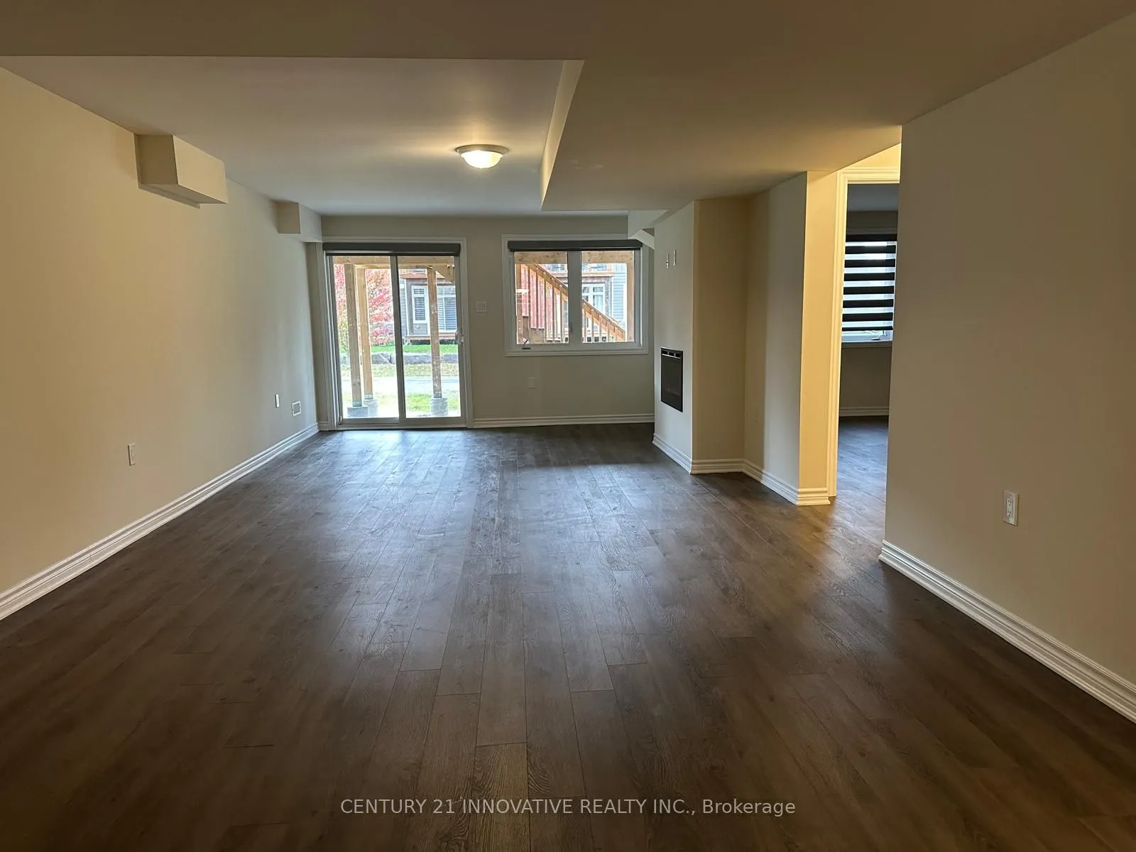 17 Lakewood Crescent S #35