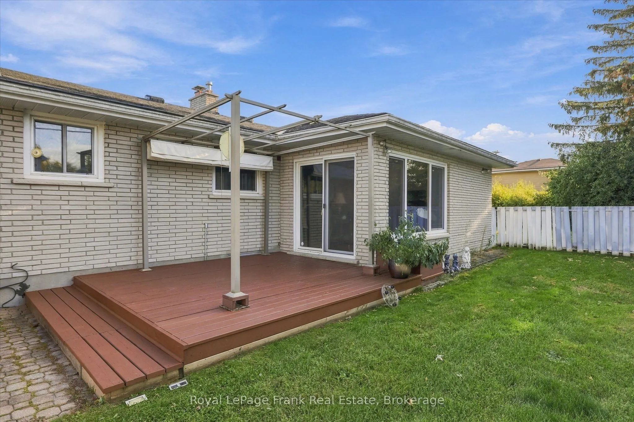 362 Simons Avenue