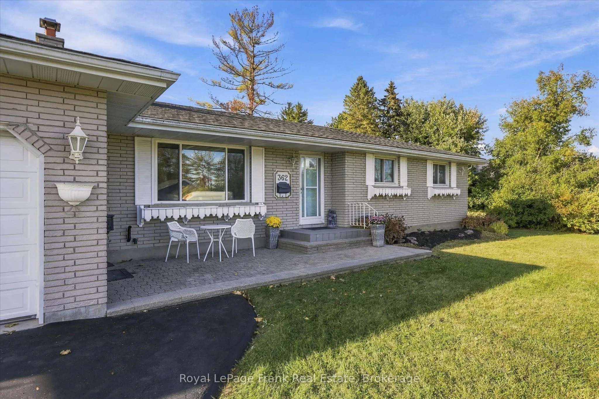 362 Simons Avenue