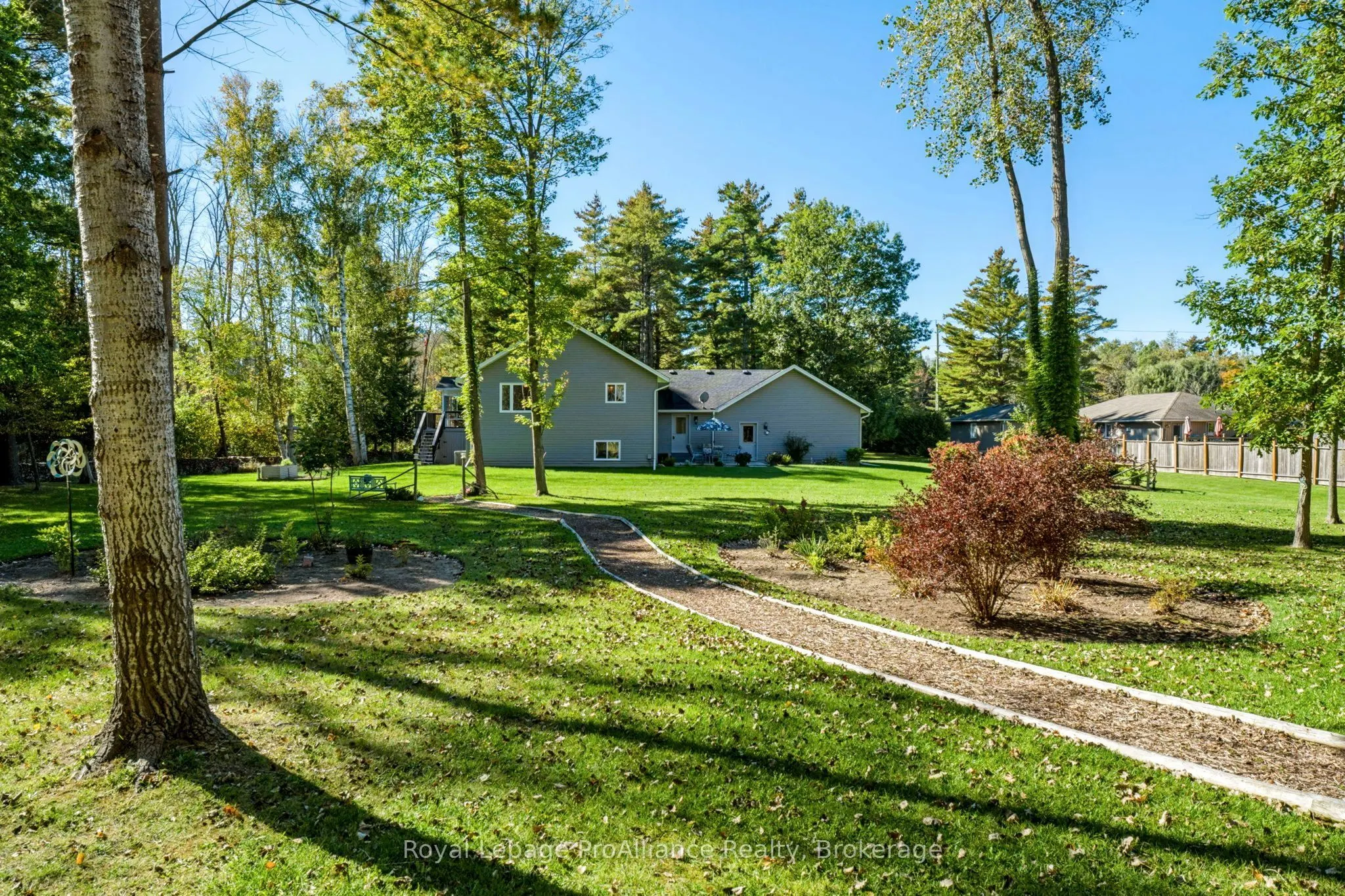 21502 LOYALIST PARKWAY (HIGHWAY 33) Parkway