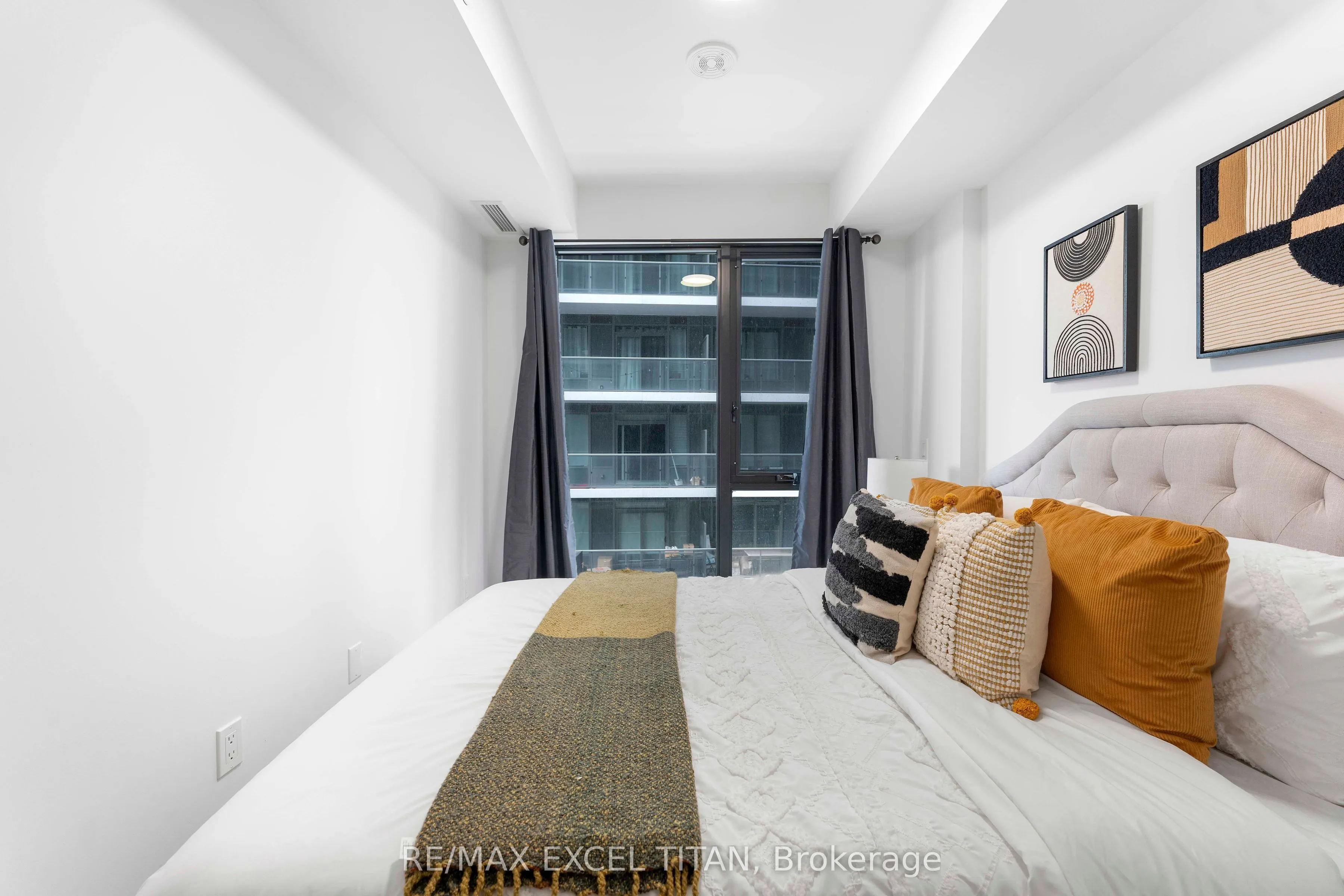 1 Jarvis Street #614