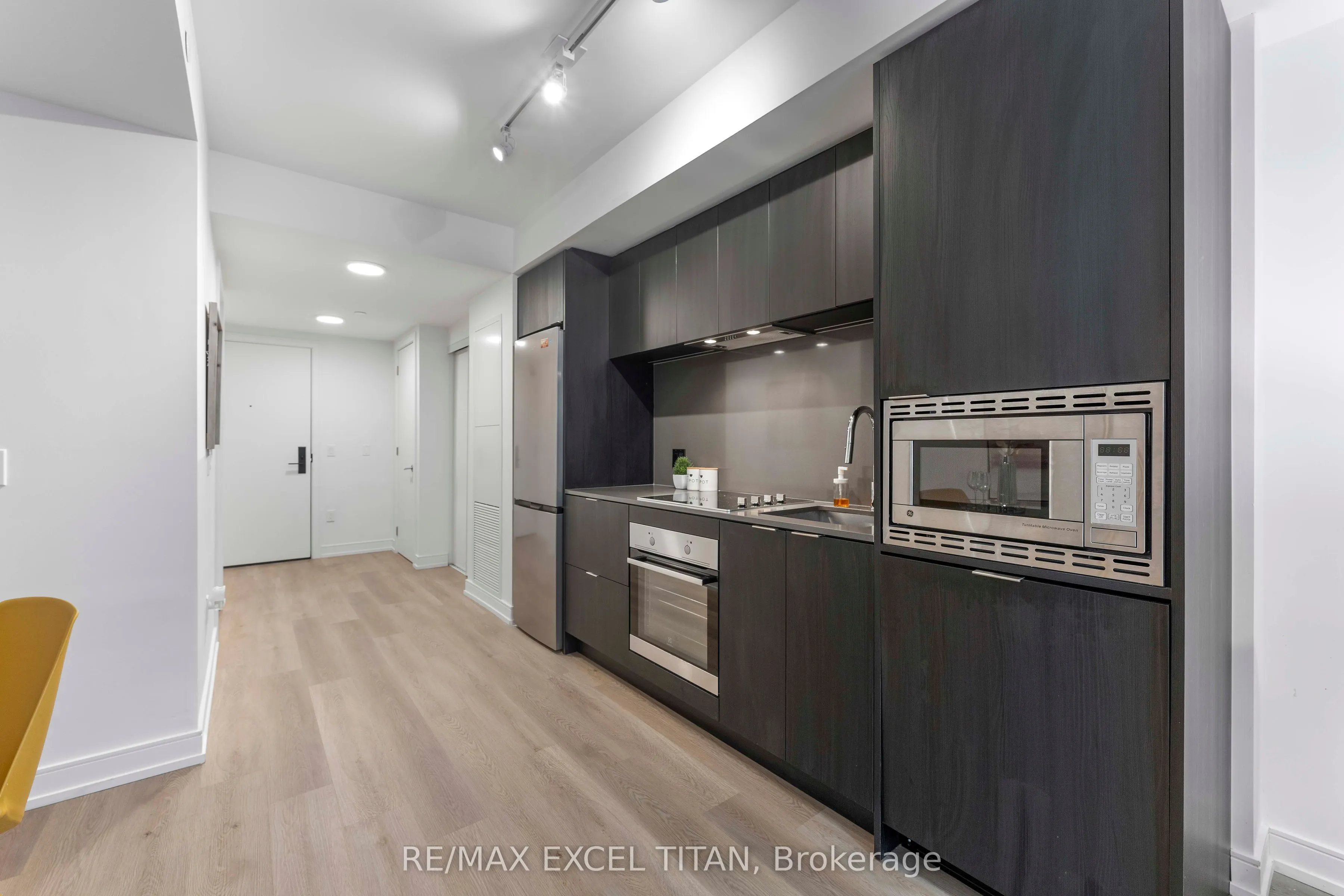 1 Jarvis Street #614