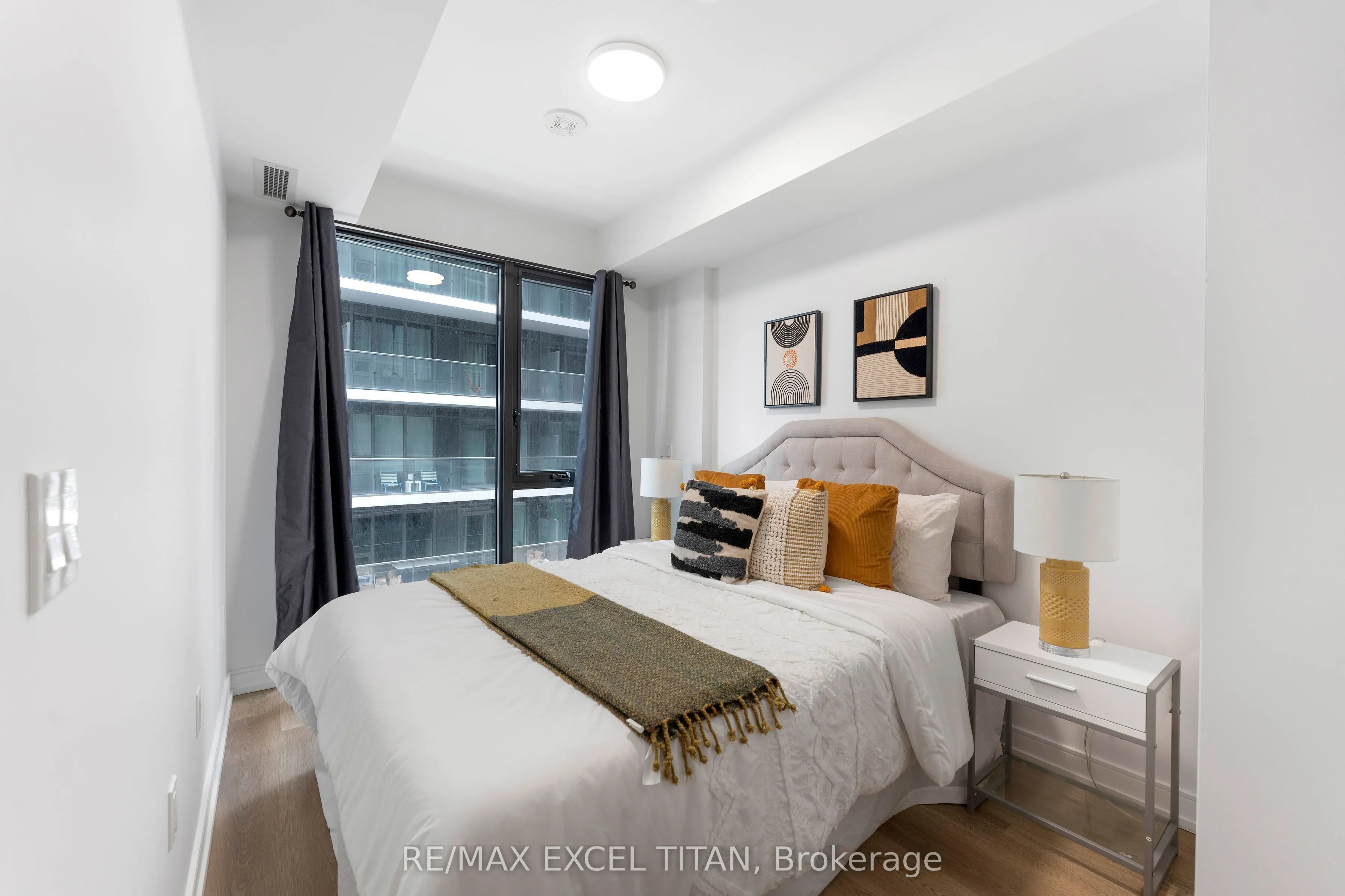 1 Jarvis Street #614