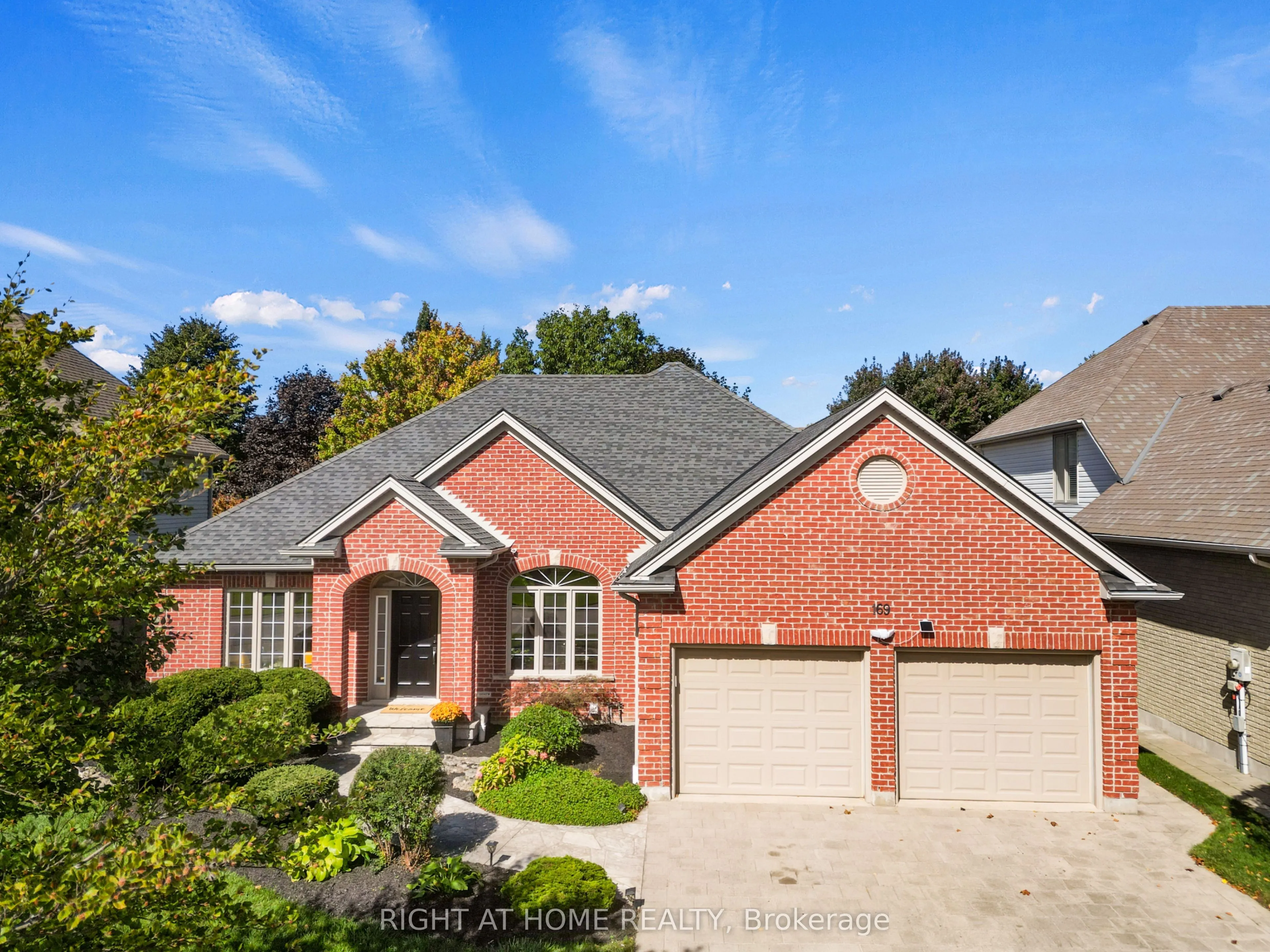 169 West Rivertrace Walk