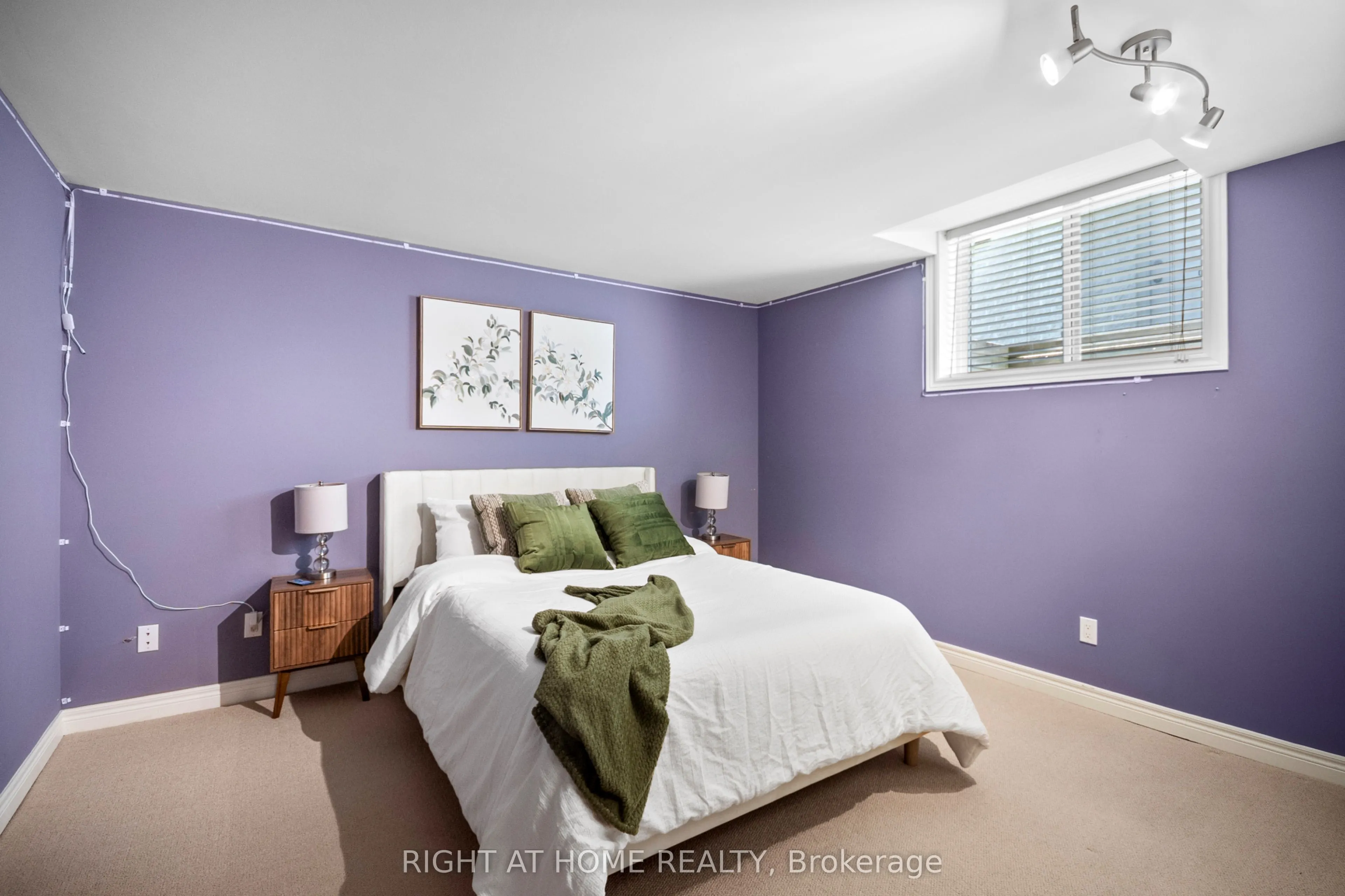 169 West Rivertrace Walk