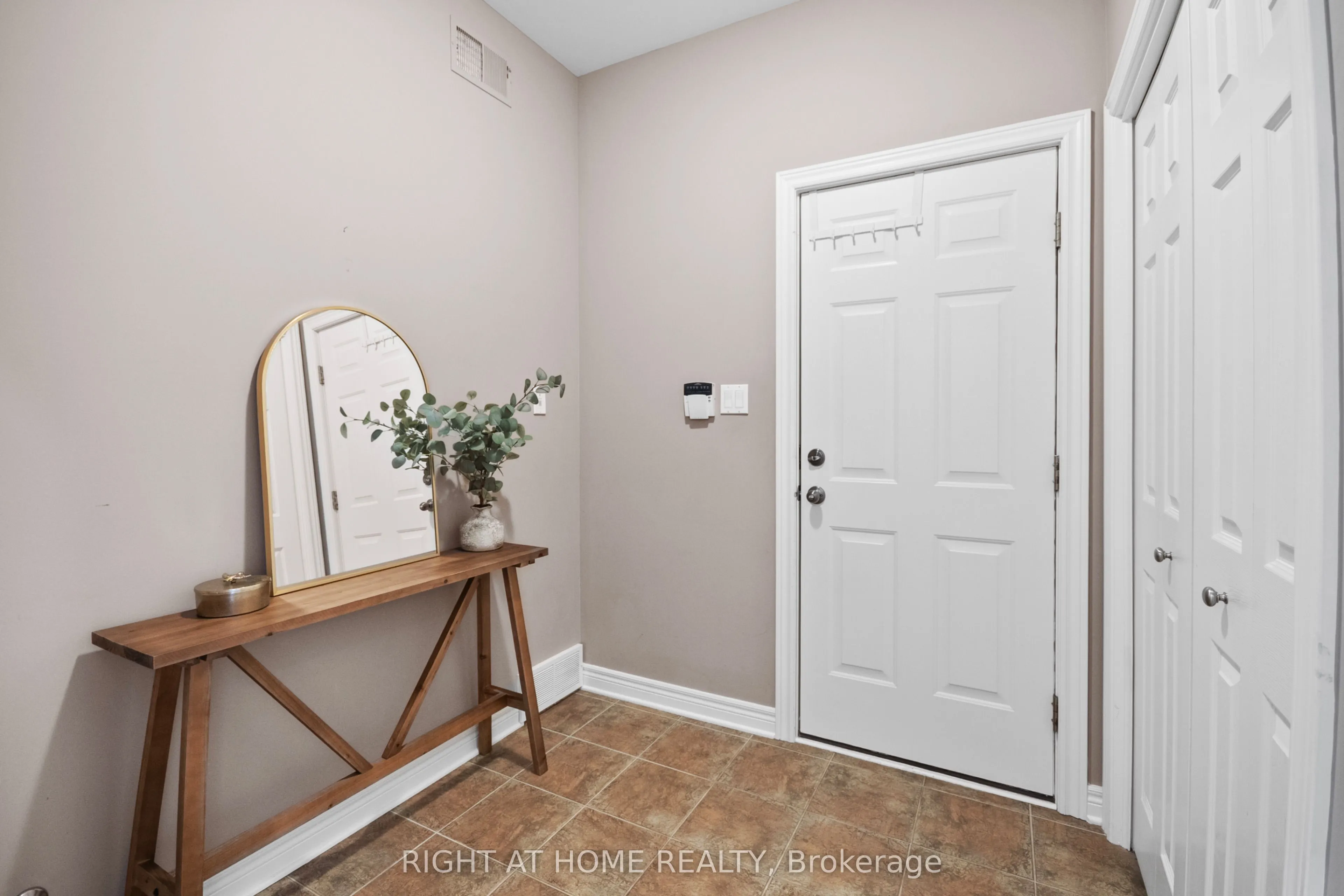 169 West Rivertrace Walk