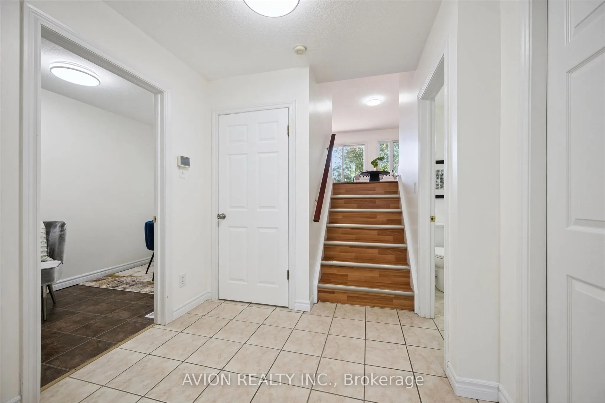 206 Buttercup Court