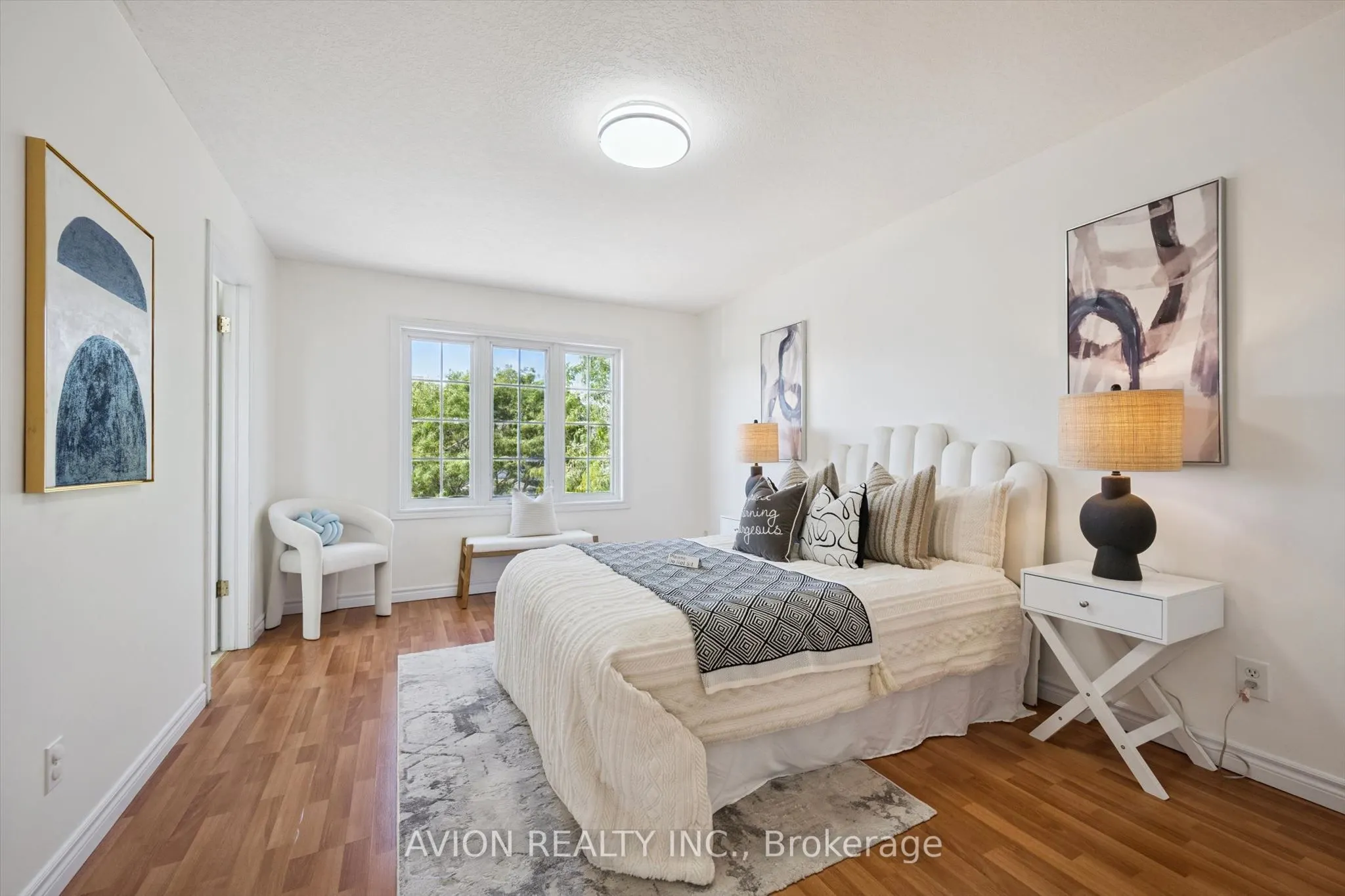 206 Buttercup Court
