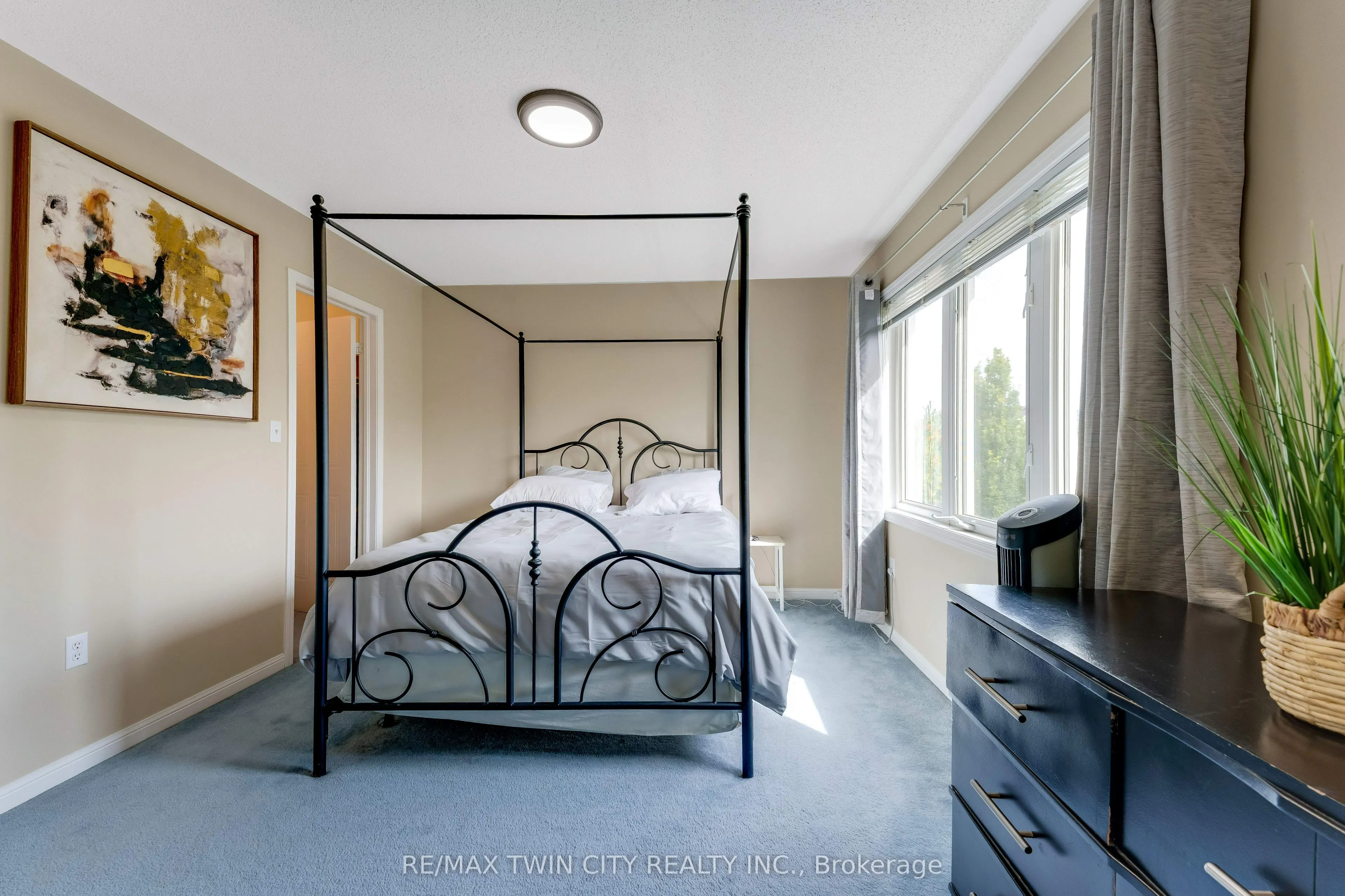 28 Nancroft Crescent