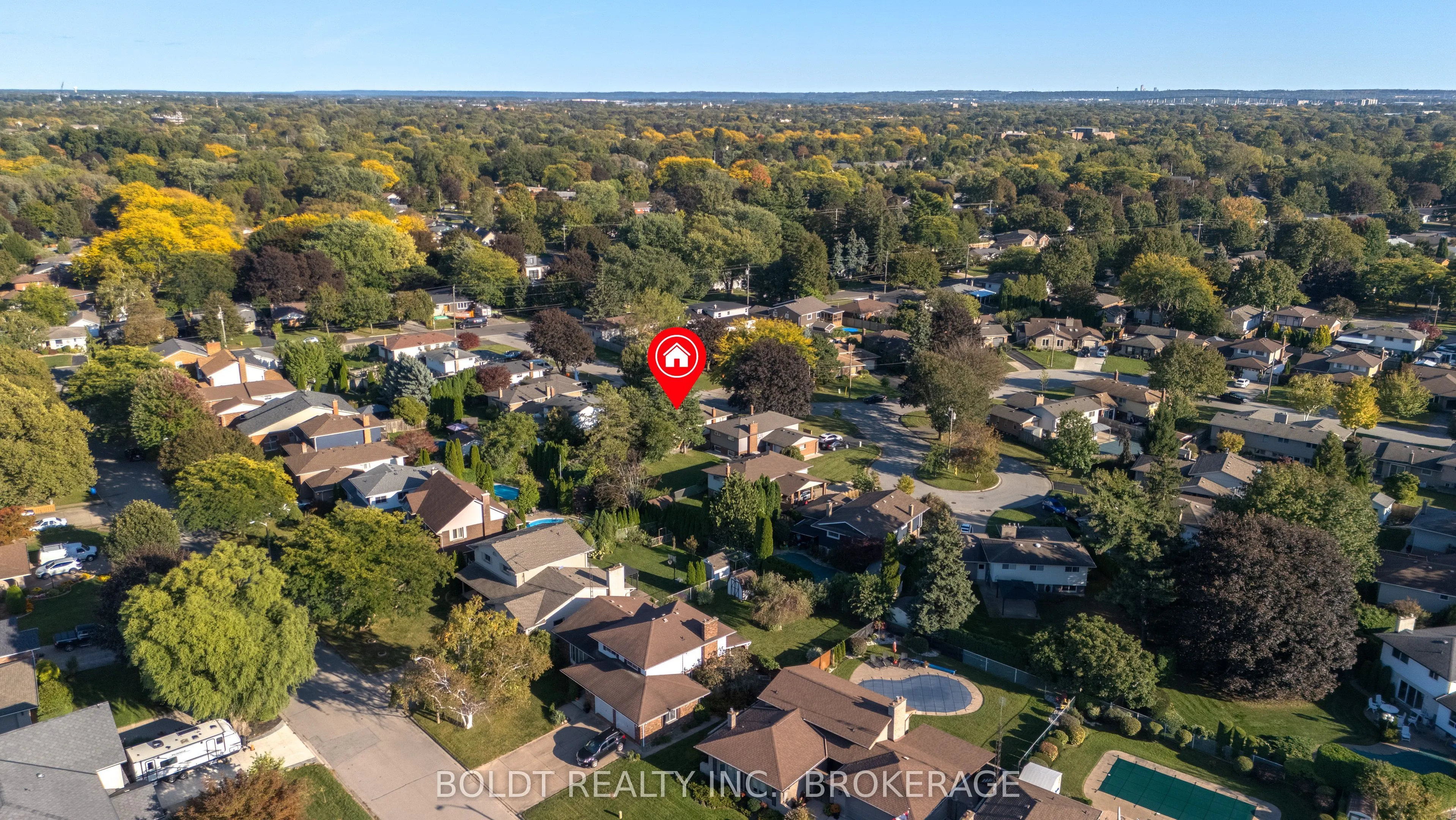 12 Bayshore Crescent