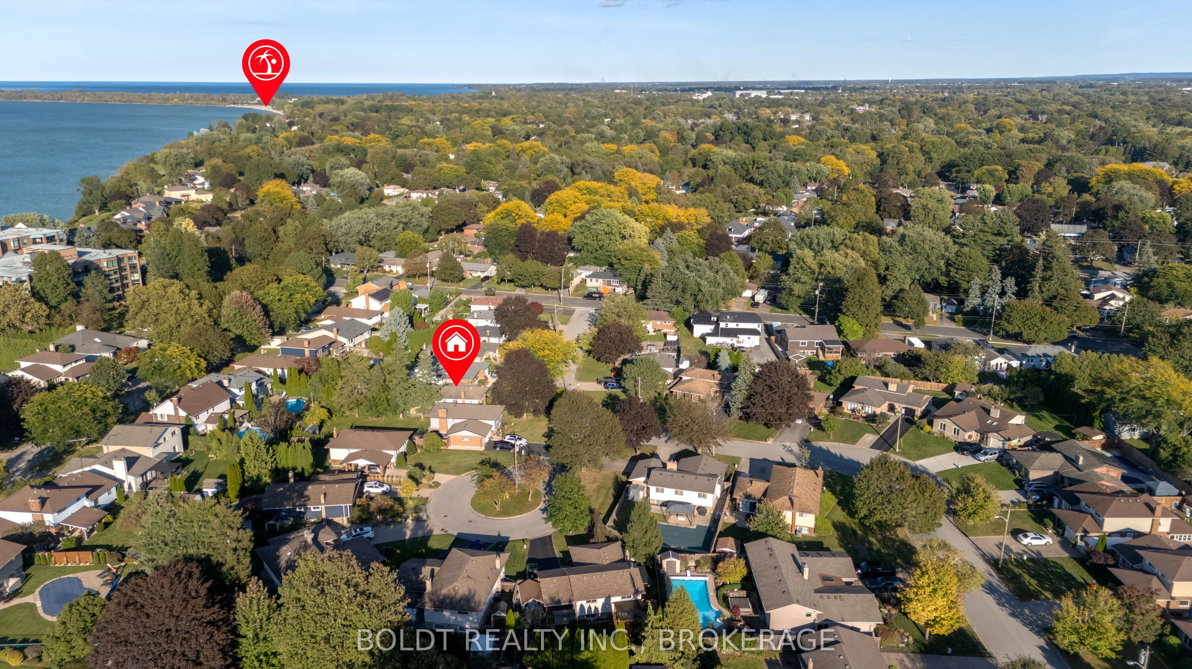 12 Bayshore Crescent