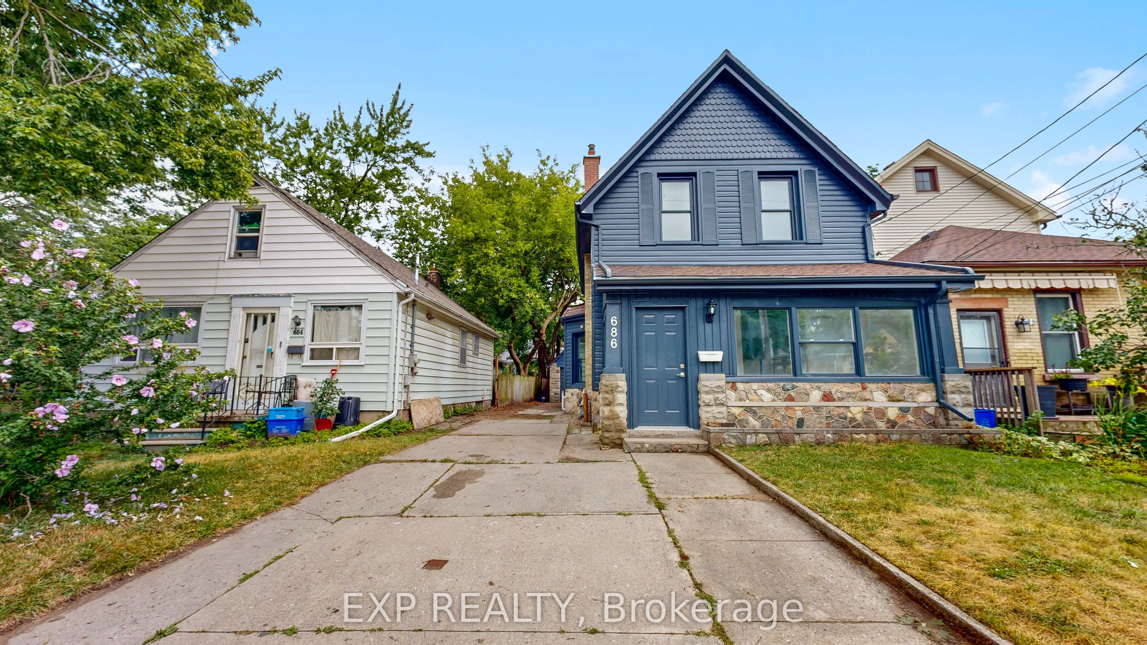686 Elias Street