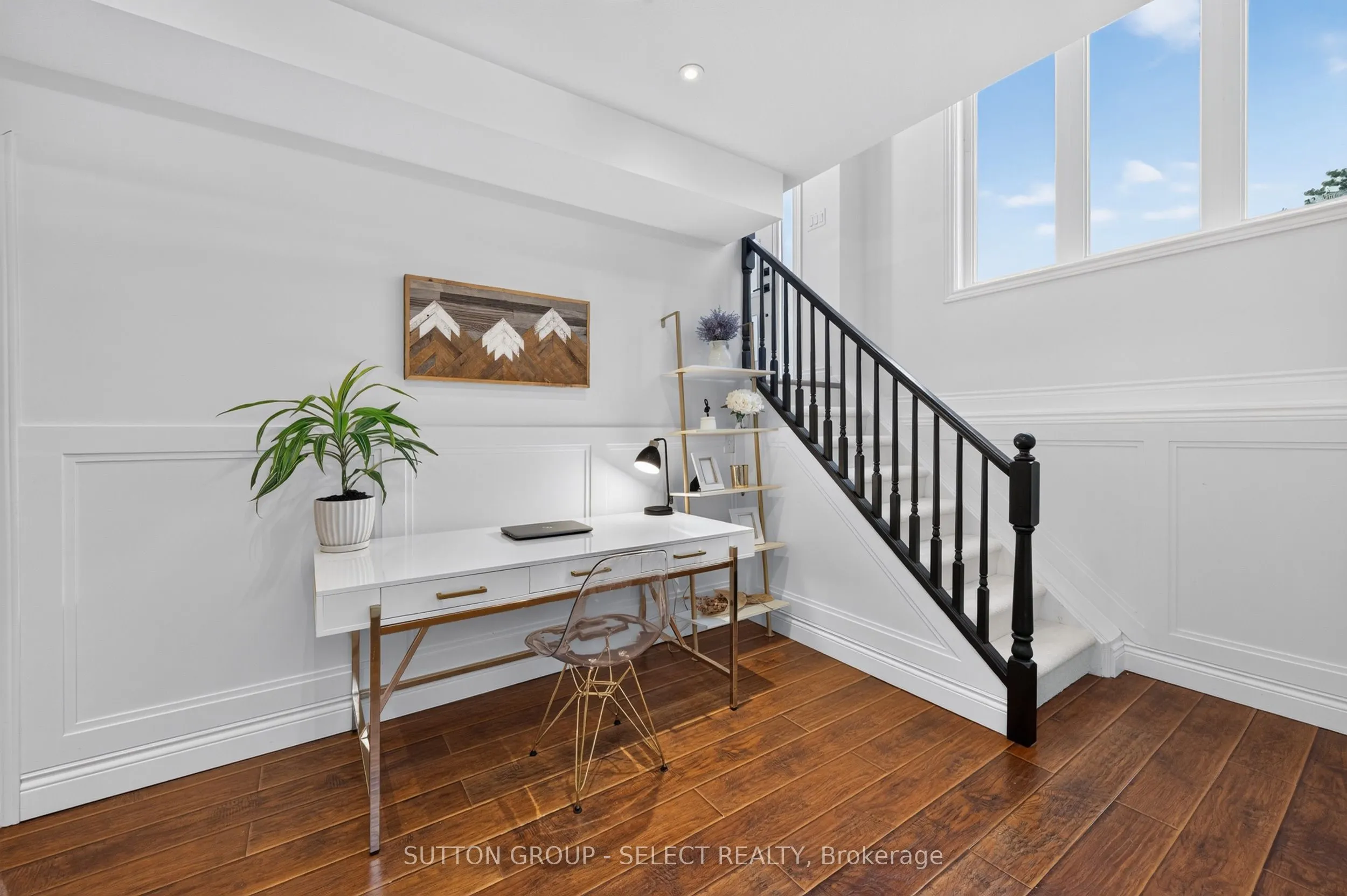 1801 Seymour Crescent