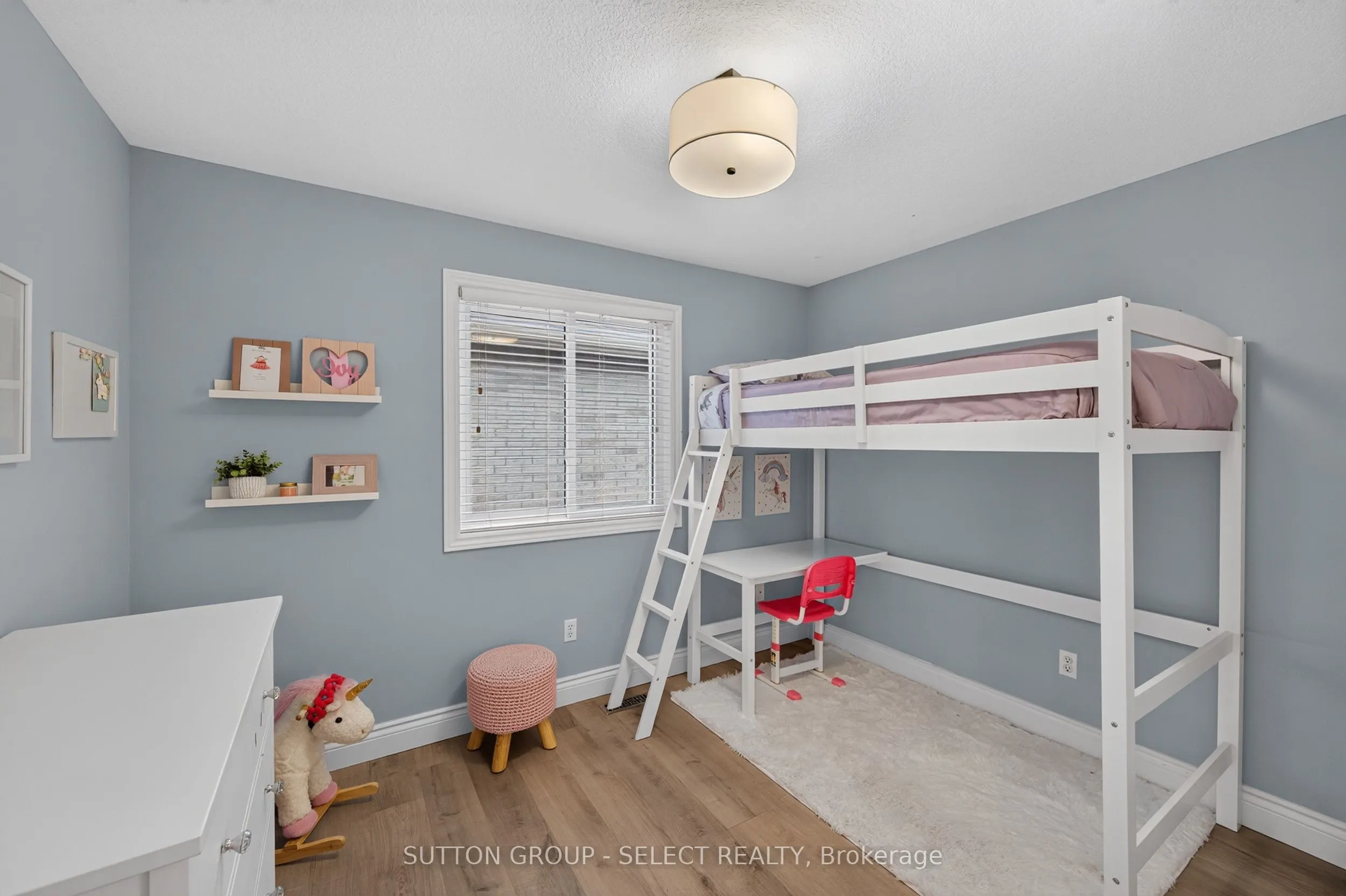 1801 Seymour Crescent