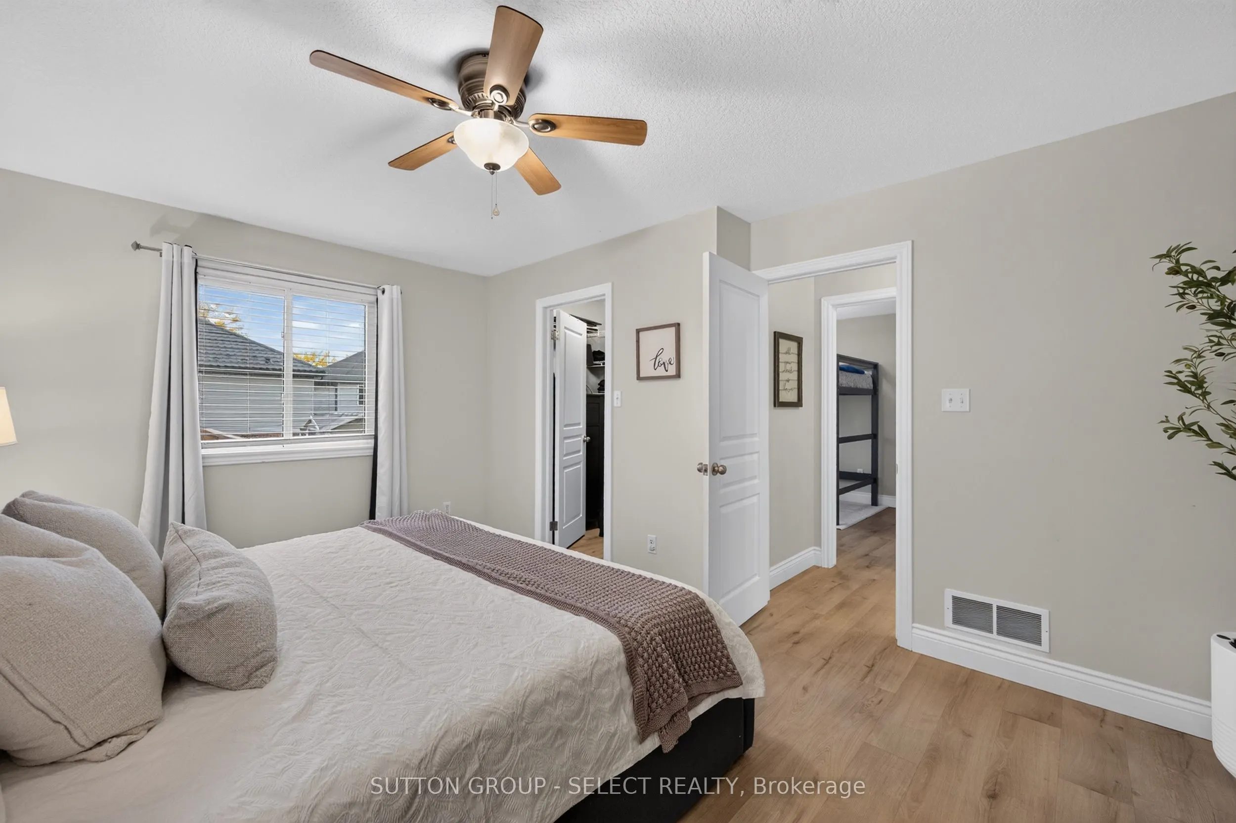 1801 Seymour Crescent