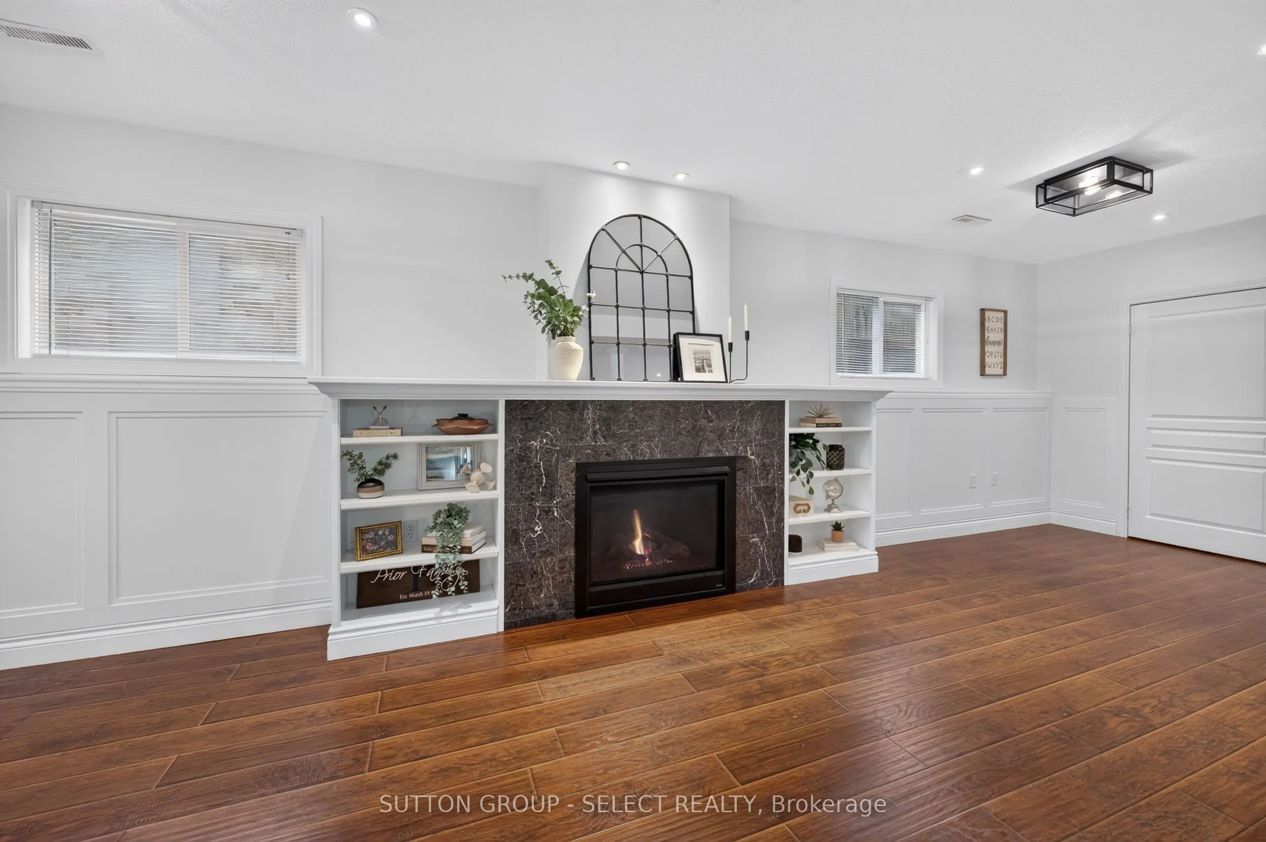 1801 Seymour Crescent