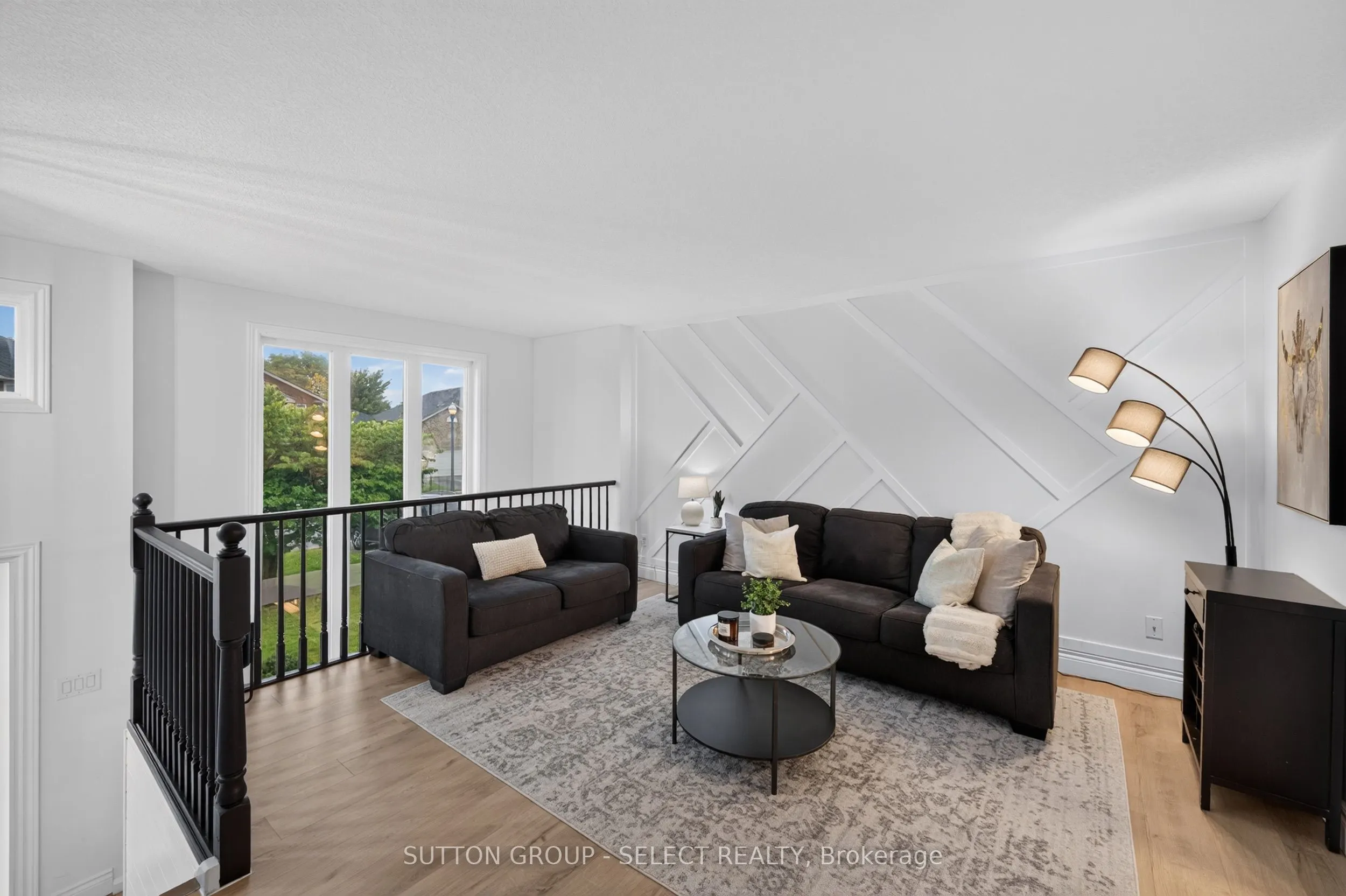 1801 Seymour Crescent
