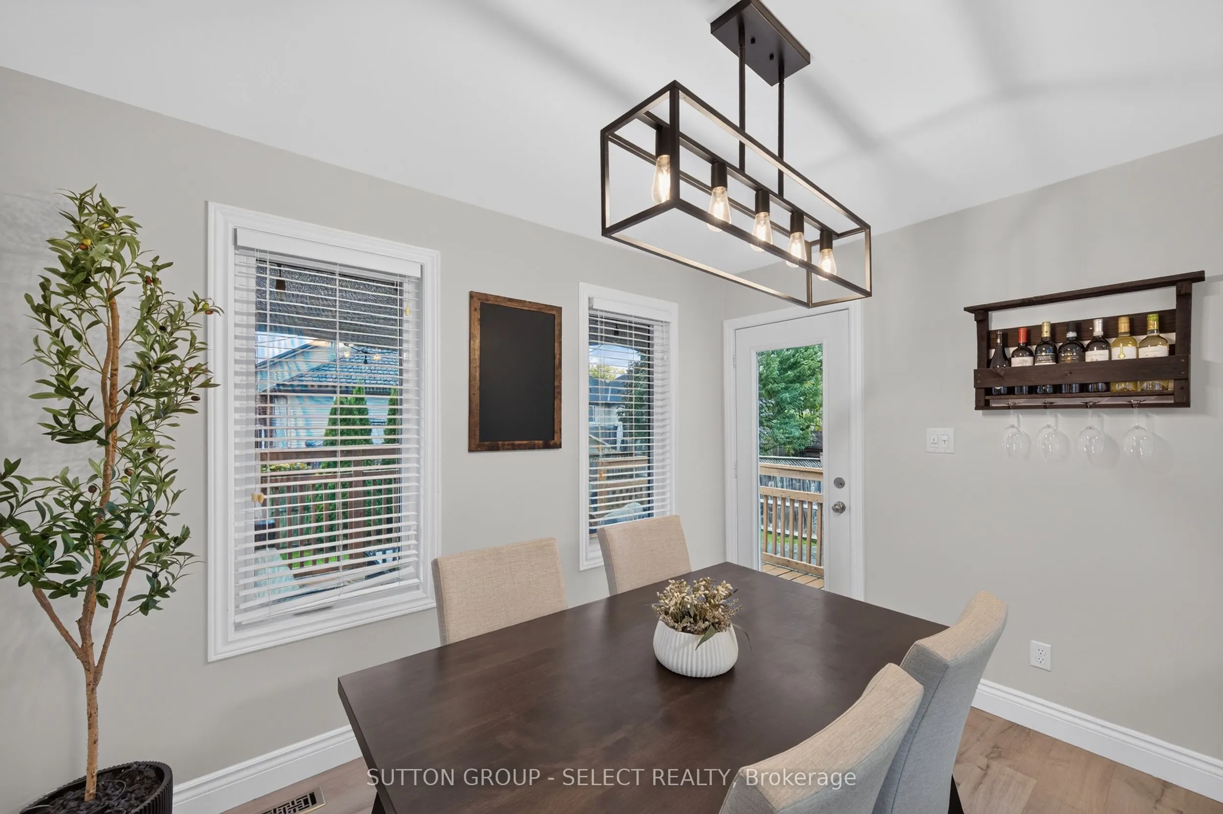 1801 Seymour Crescent