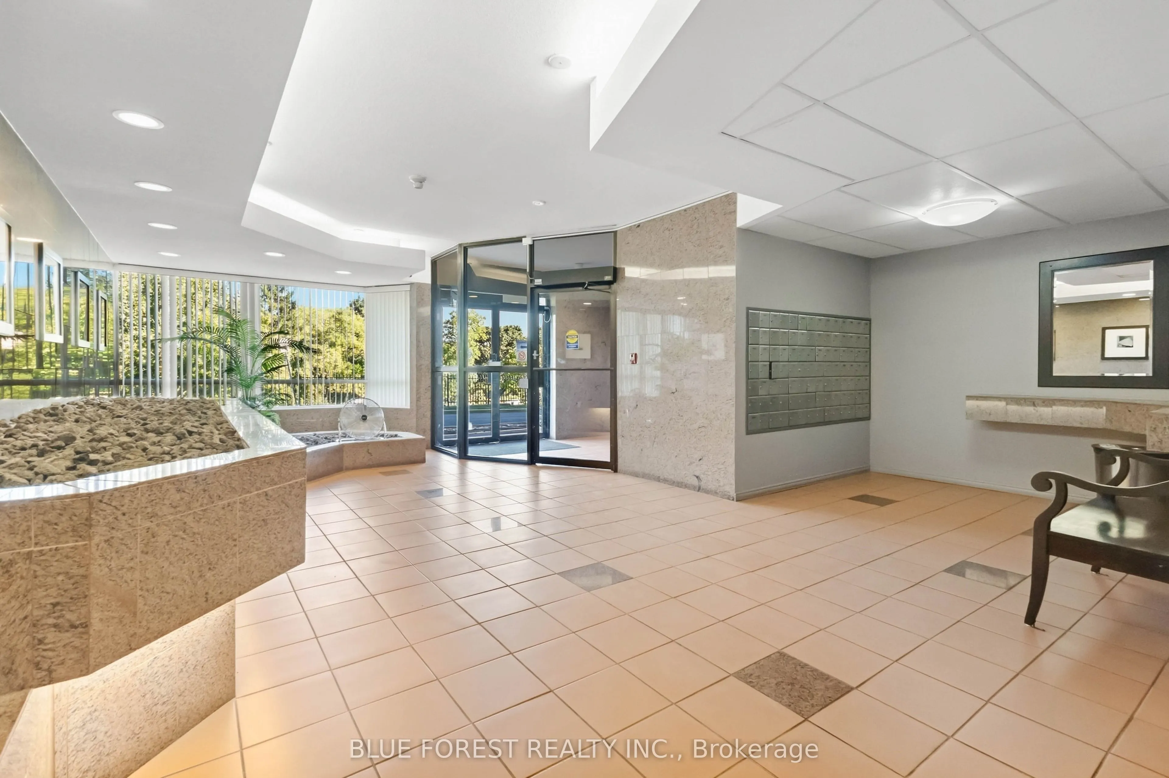 521 Riverside Drive #715