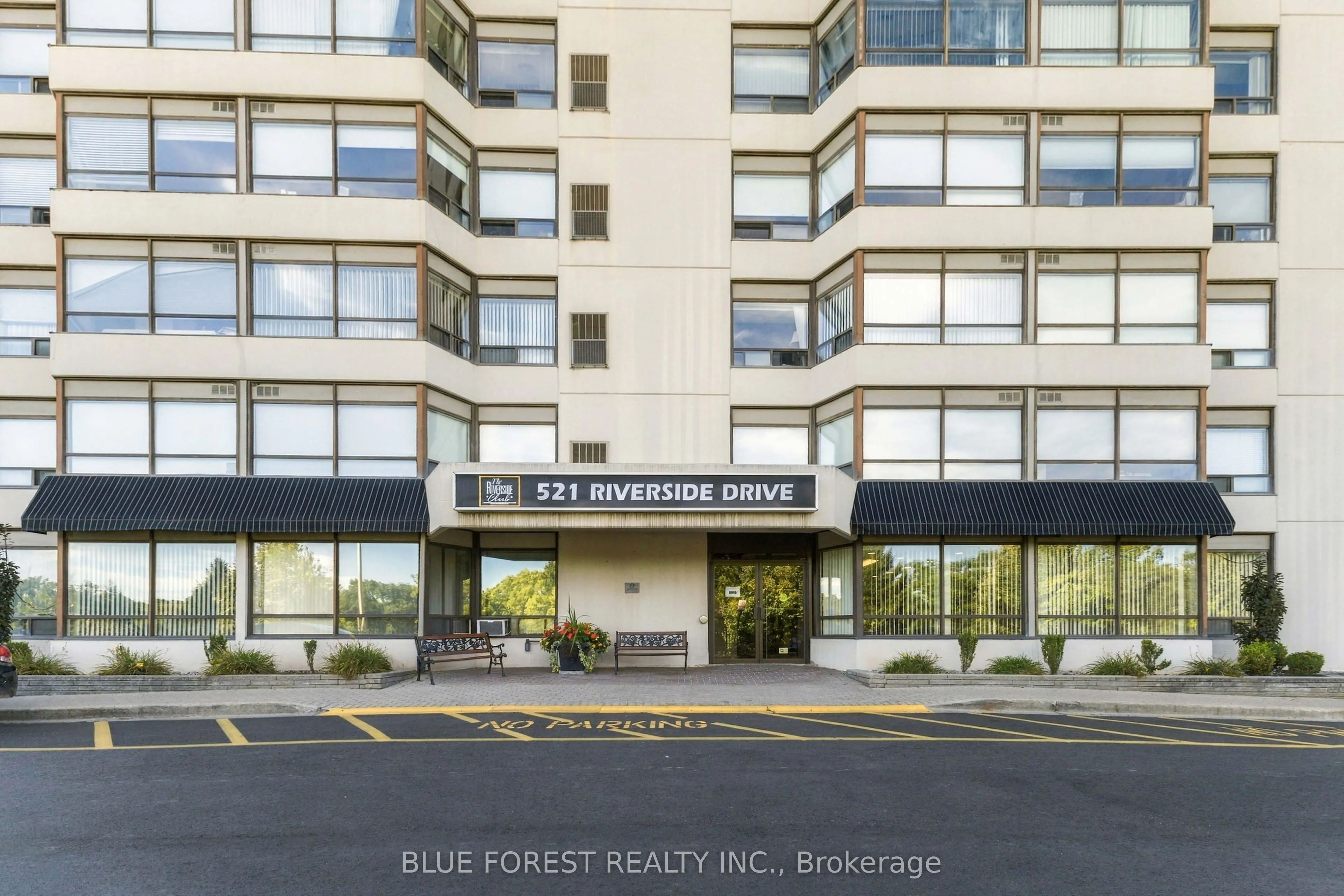 521 Riverside Drive #715