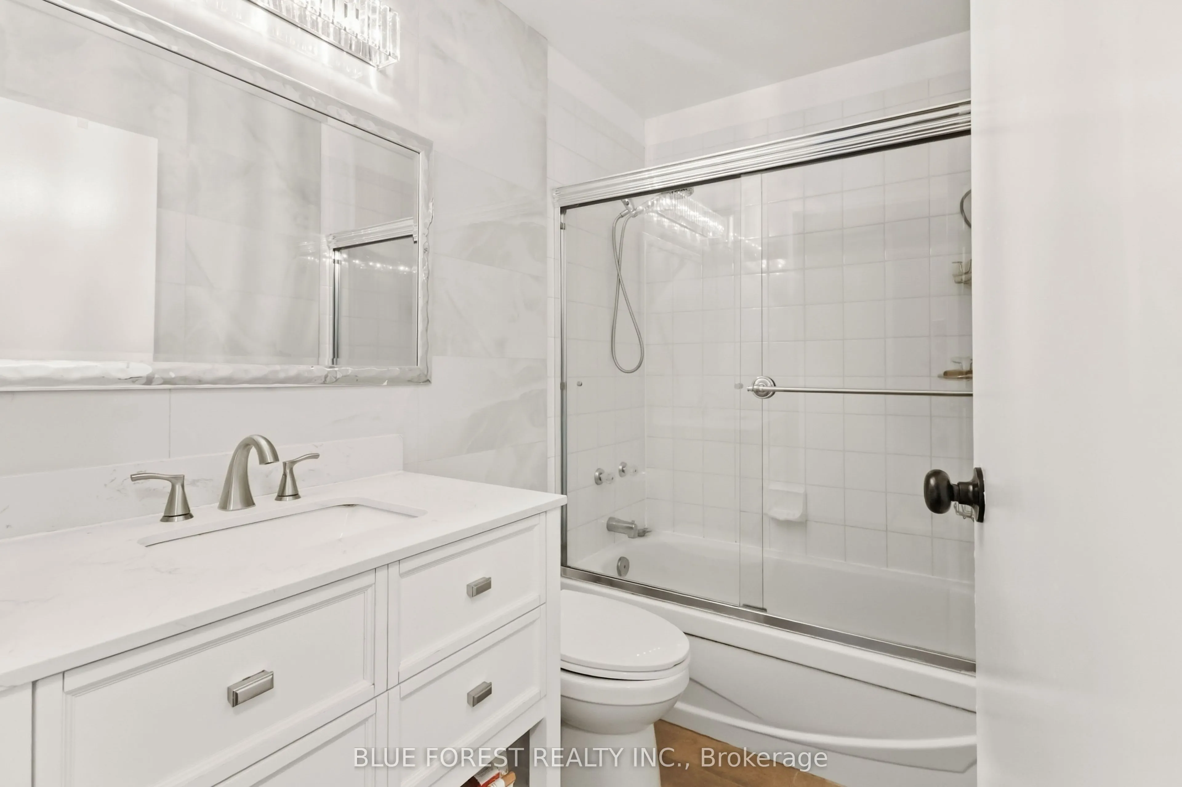 521 Riverside Drive #715
