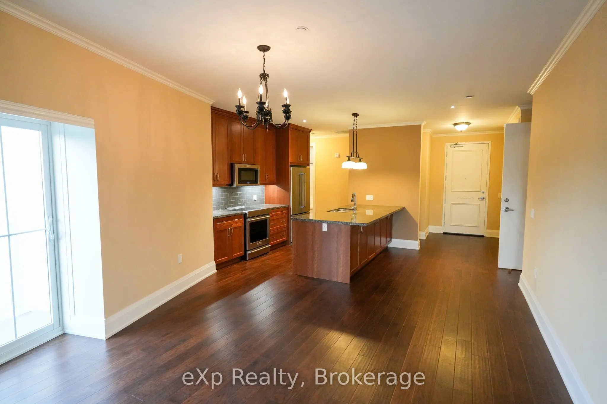 80 9th Street E #203