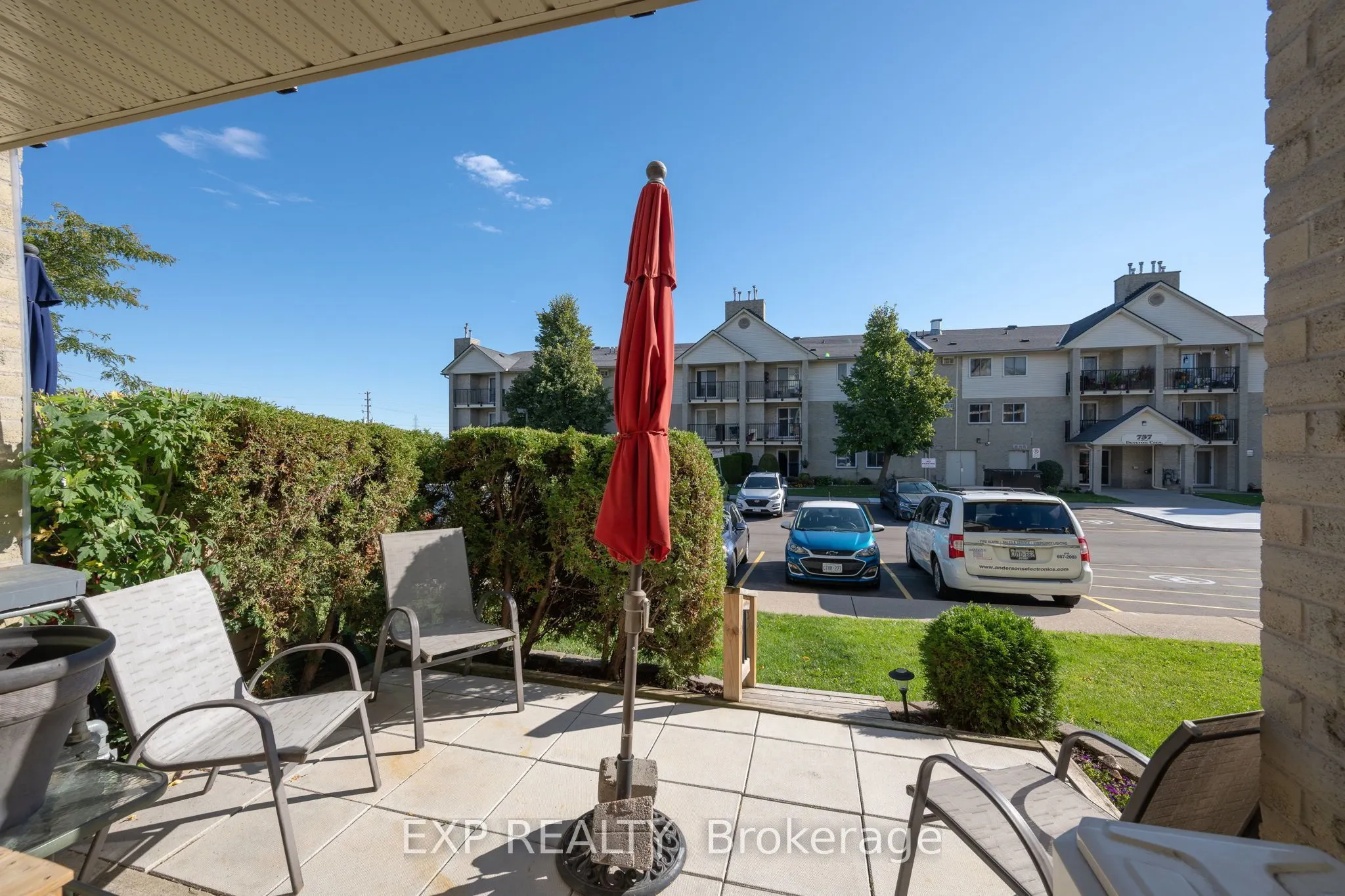 735 Deveron Crescent #112