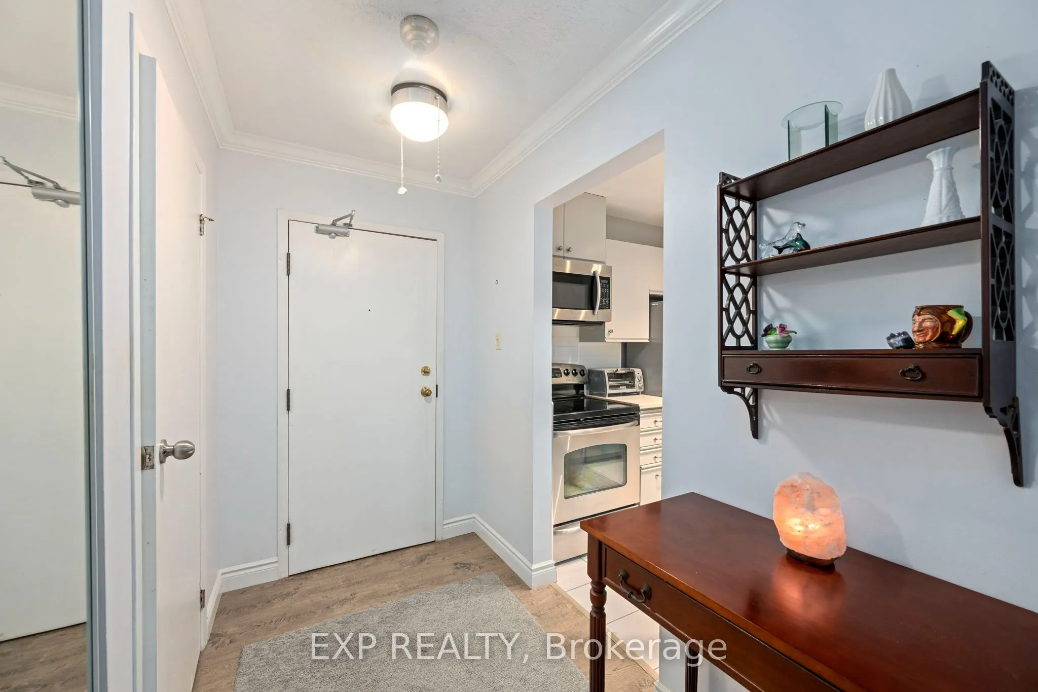 735 Deveron Crescent #112
