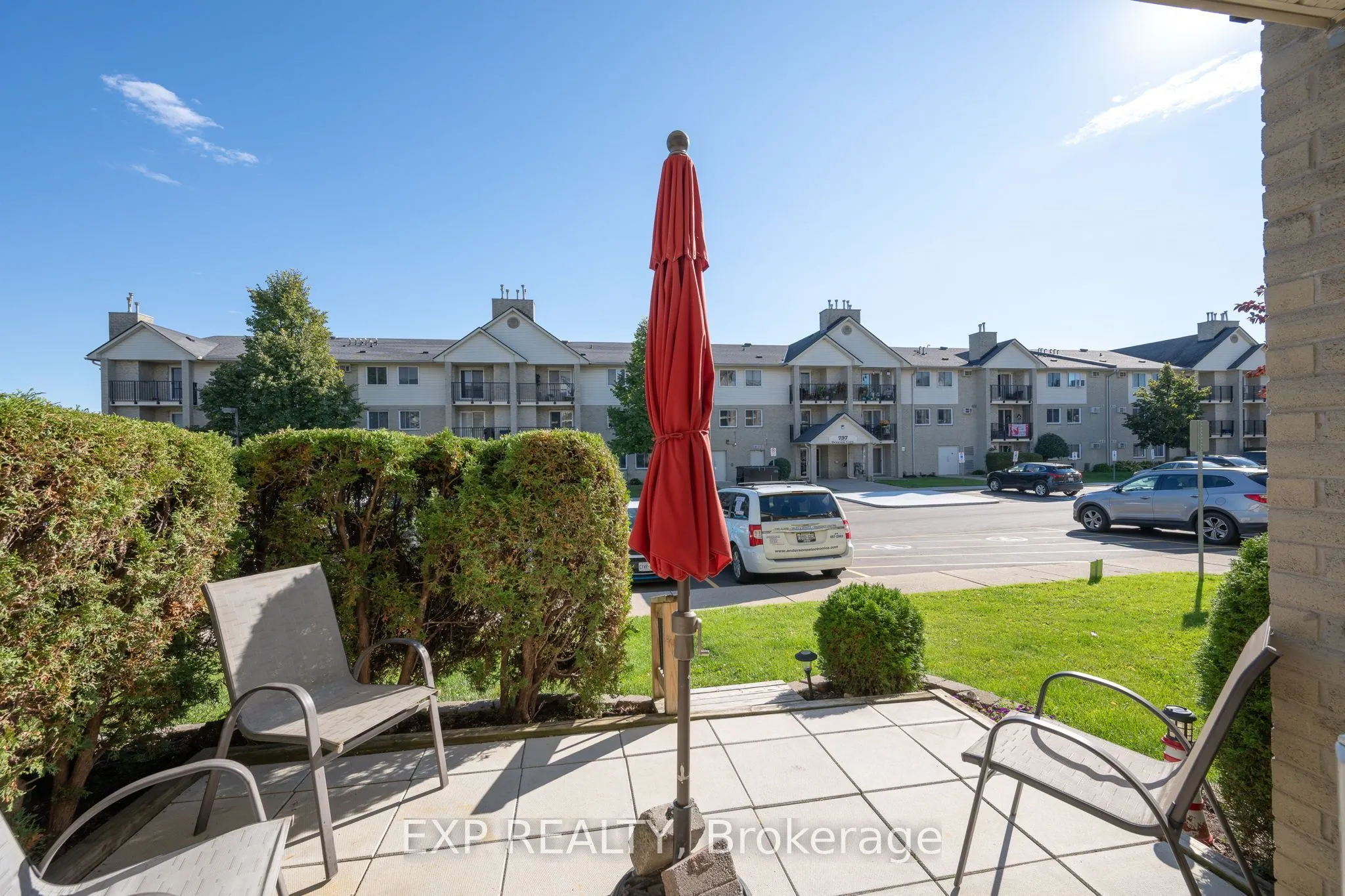 735 Deveron Crescent #112