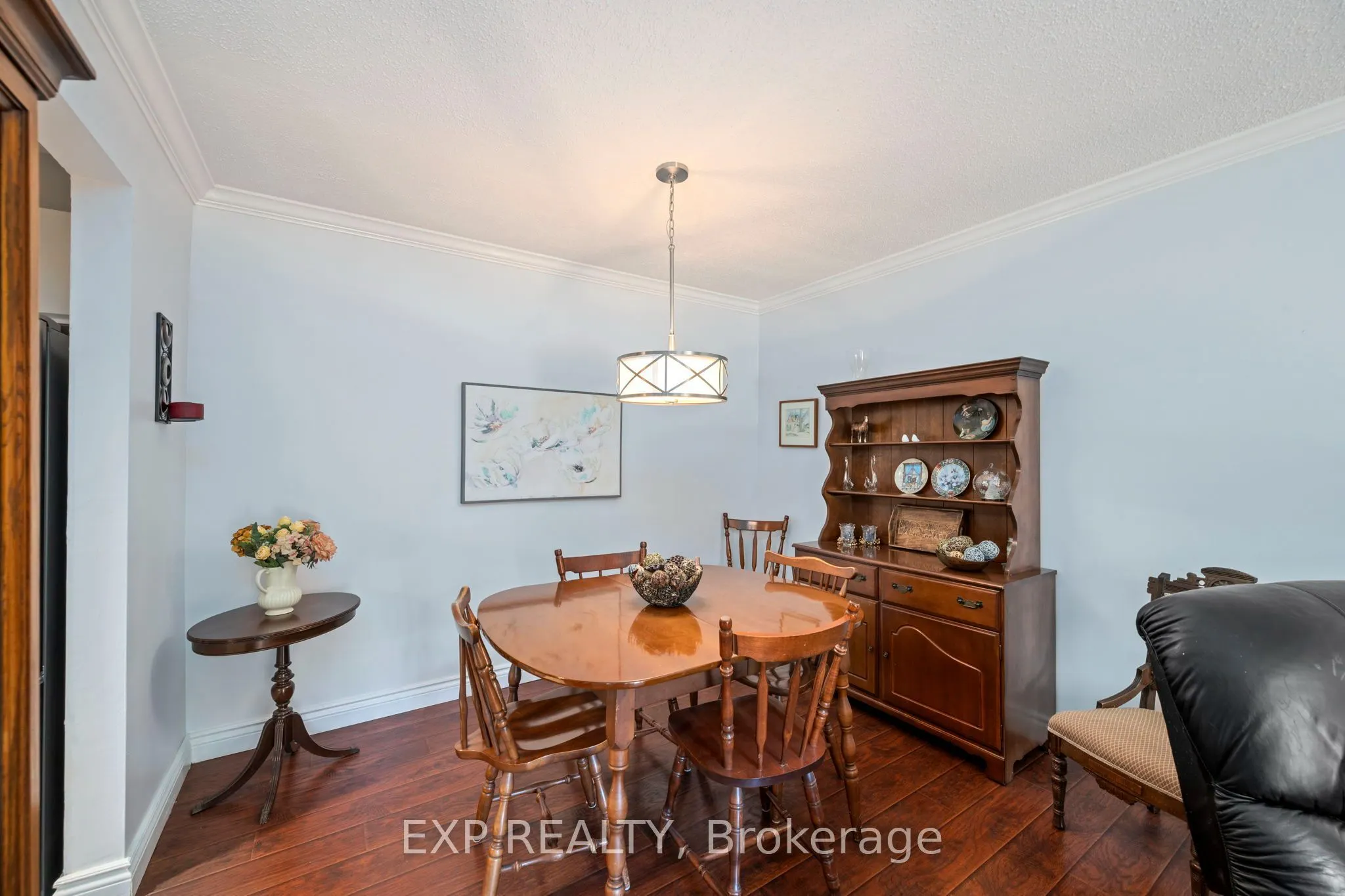 735 Deveron Crescent #112