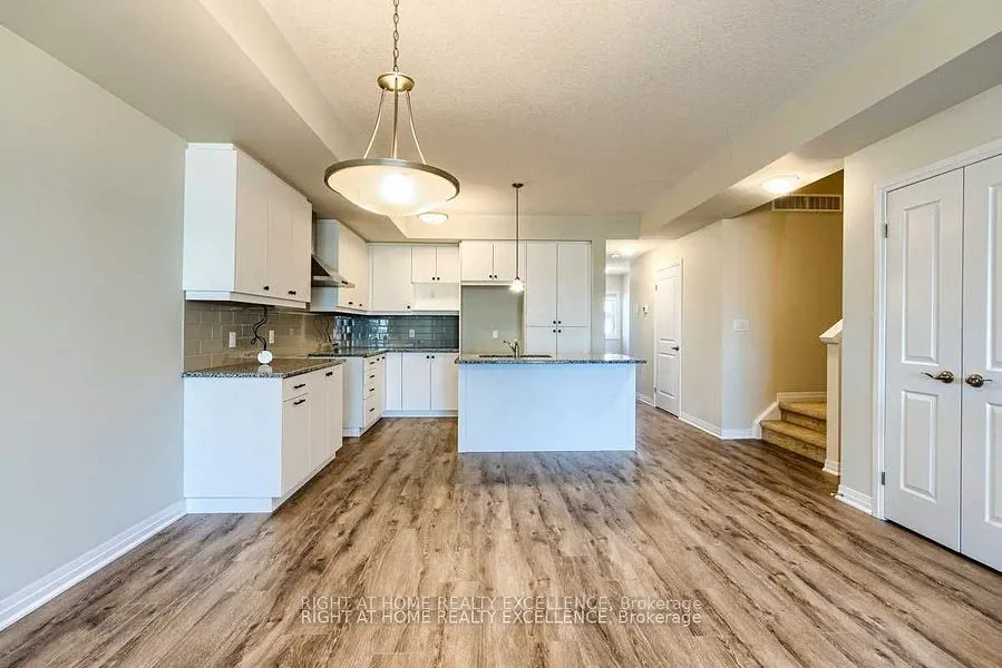 124 Seabrook Road #8
